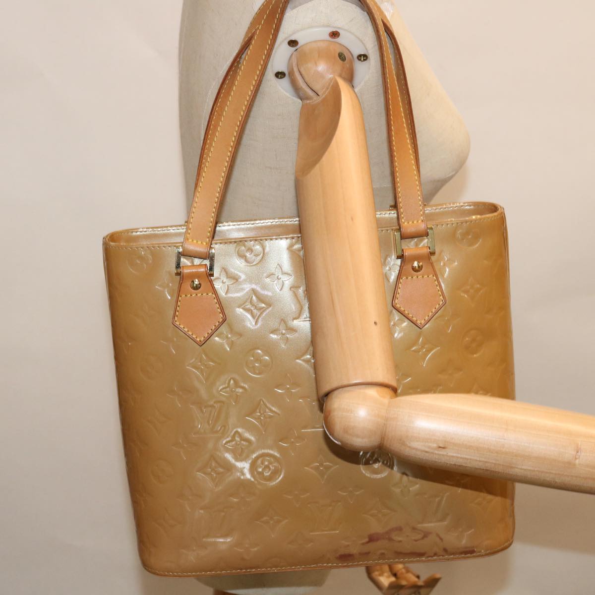 LOUIS VUITTON Monogram Vernis Houston Hand Bag Noisette M91340 LV Auth 64785