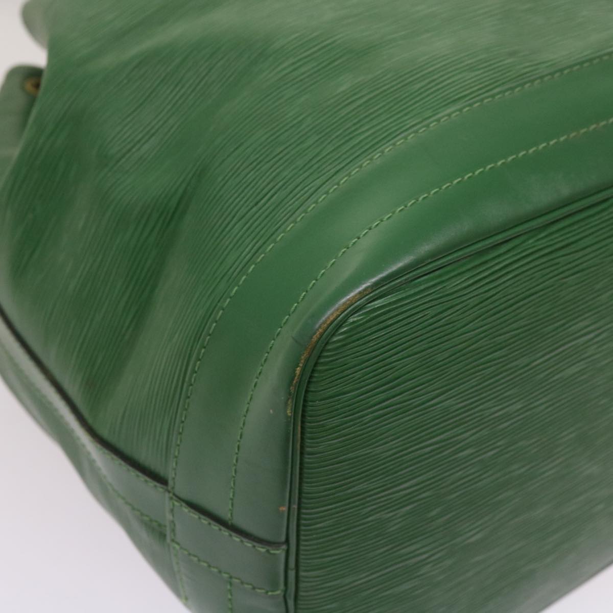 LOUIS VUITTON Epi Noe Shoulder Bag Green M44004 LV Auth 64834