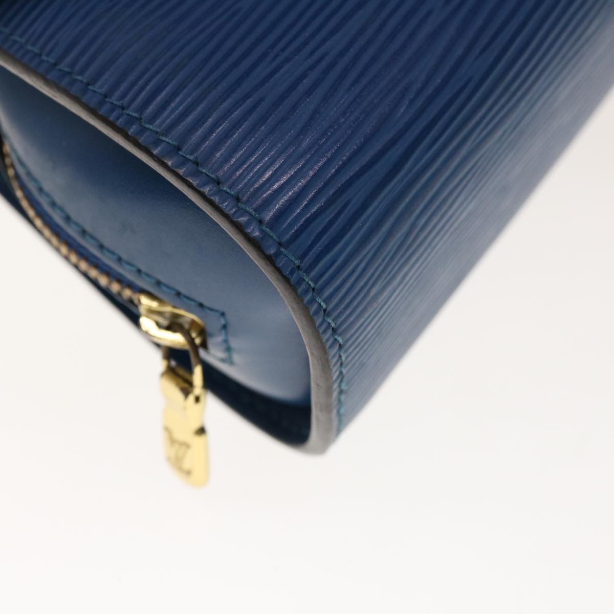 LOUIS VUITTON Epi Dauphine PM Pouch Blue M48445 LV Auth 64909