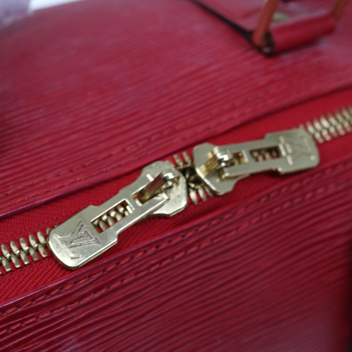 LOUIS VUITTON Epi Keepall 45 Boston Bag Red M42977 LV Auth 64974