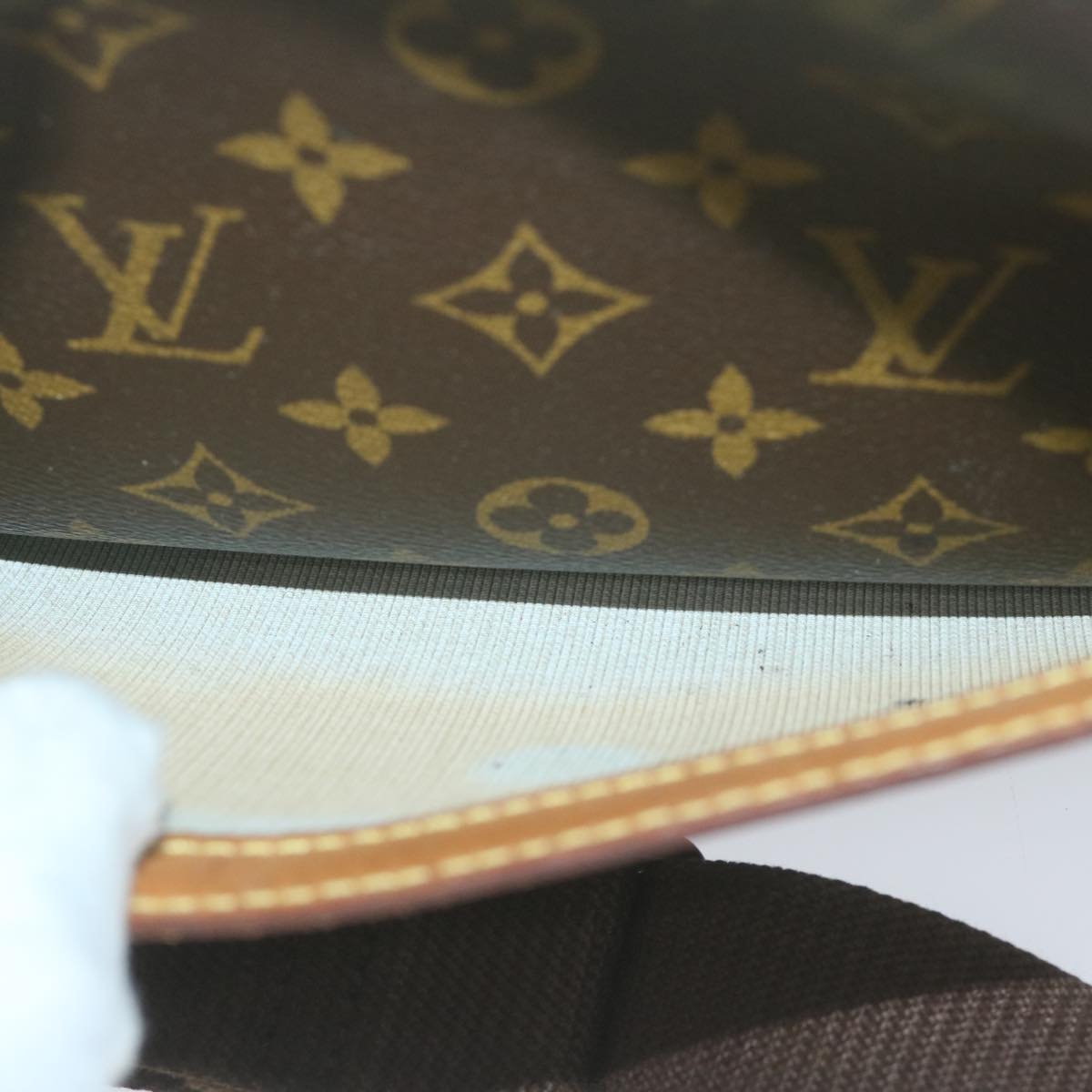 LOUIS VUITTON Monogram Reporter PM Shoulder Bag M45254 LV Auth 64978