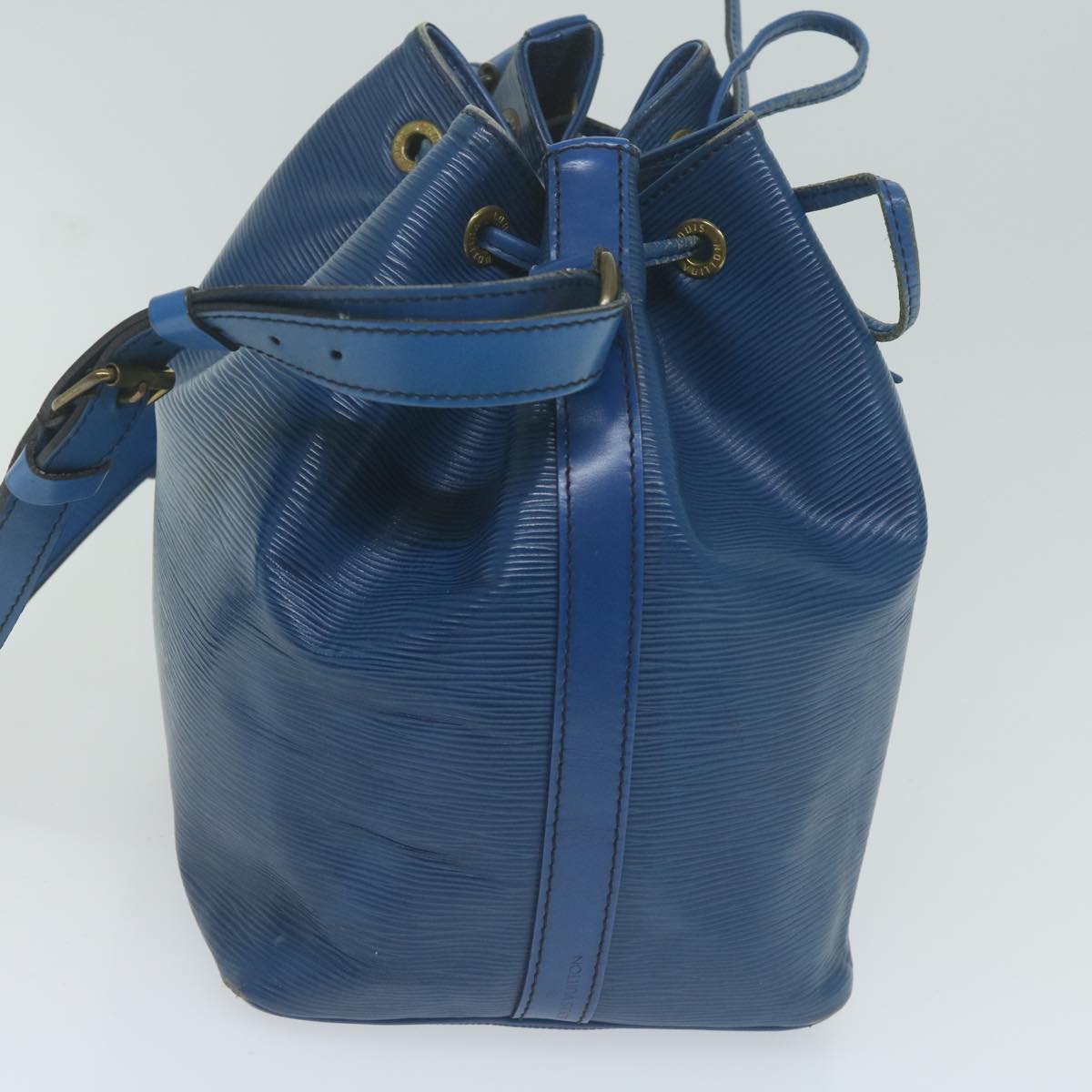 LOUIS VUITTON Epi Petit Noe Shoulder Bag Blue M44105 LV Auth 65074