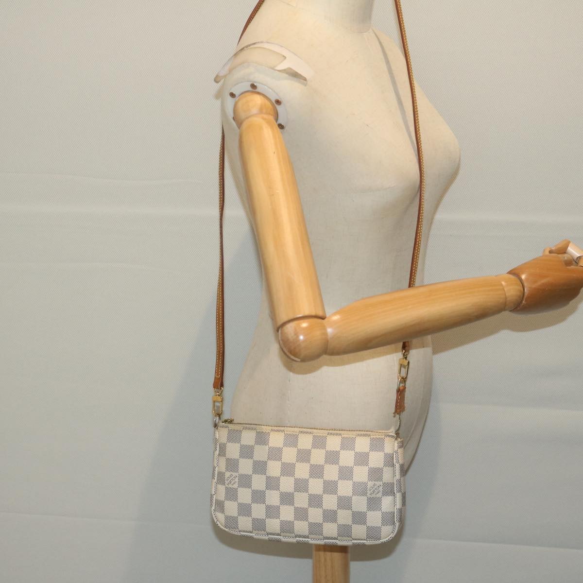 LOUIS VUITTON Damier Azur Pochette Accessoires Pouch N51986 LV Auth 65401