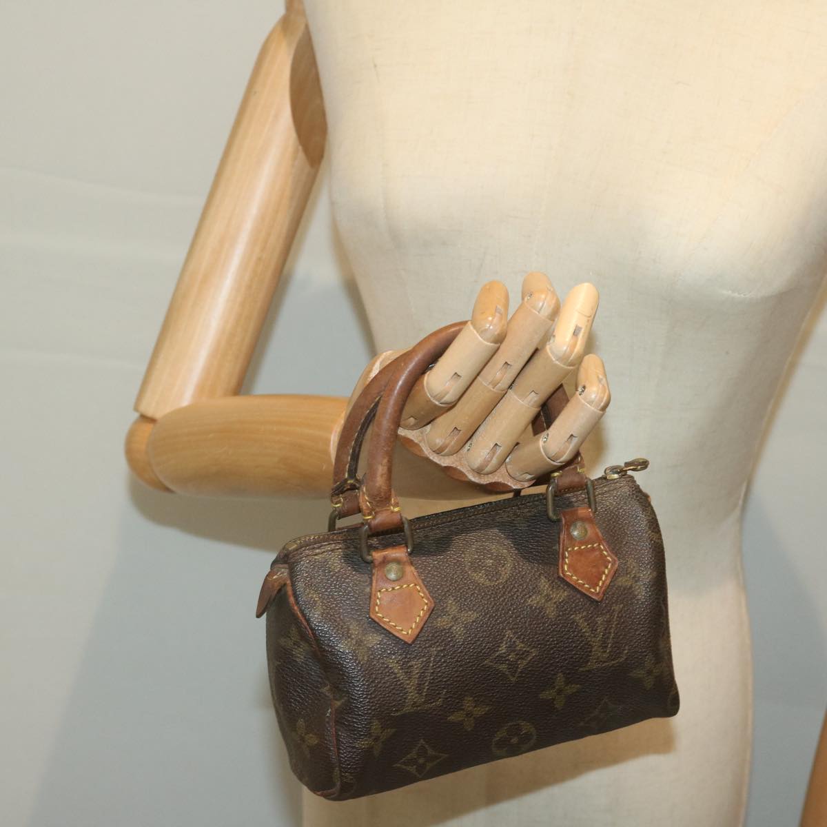 LOUIS VUITTON Monogram Mini Speedy Hand Bag M41534 LV Auth 65411