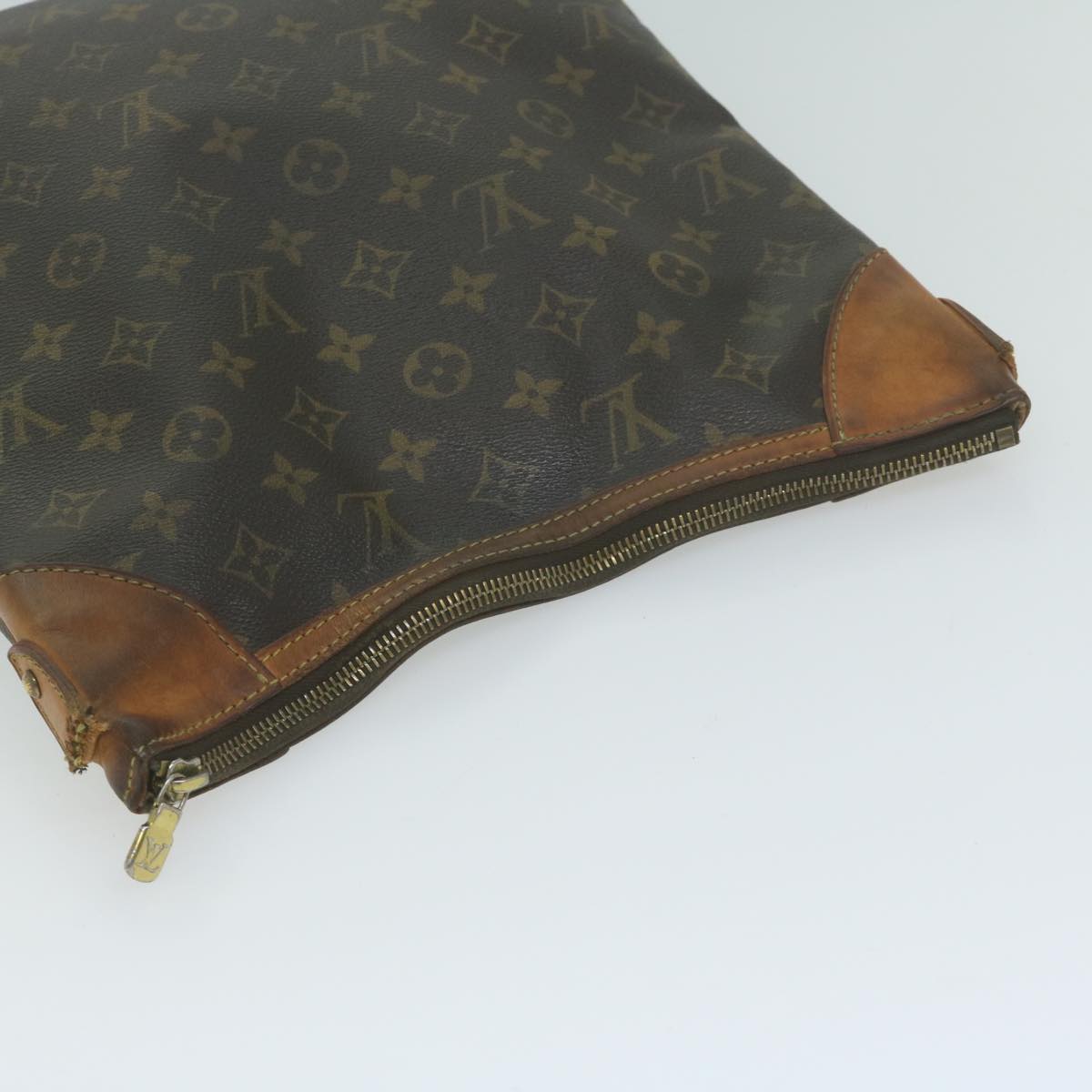 LOUIS VUITTON Monogram Odeon MM Shoulder Bag M56389 LV Auth 65436