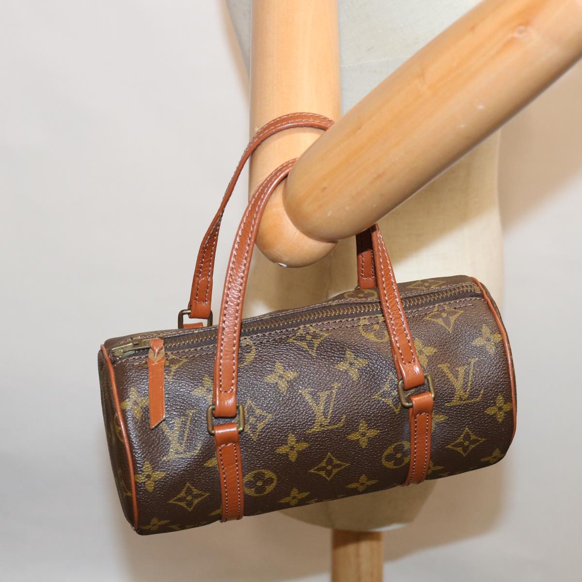 LOUIS VUITTON Monogram Papillon 19 Hand Bag M51389 LV Auth 65652