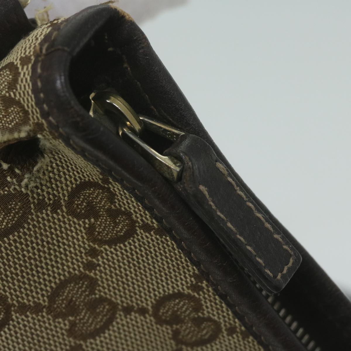 GUCCI GG Canvas Shoulder Bag Beige 131326 Auth 65712