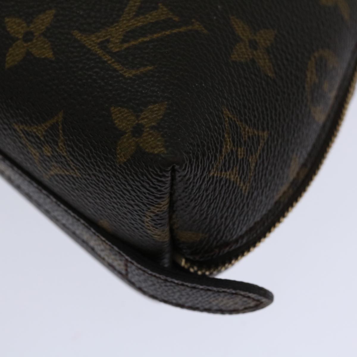 LOUIS VUITTON Monogram Trousse Demi Ronde Cosmetic Pouch M47520 LV Auth 65730