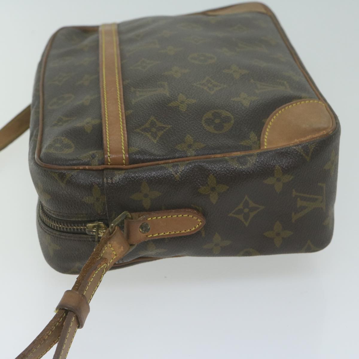 LOUIS VUITTON Monogram Trocadero 30 Shoulder Bag M51272 LV Auth 65799