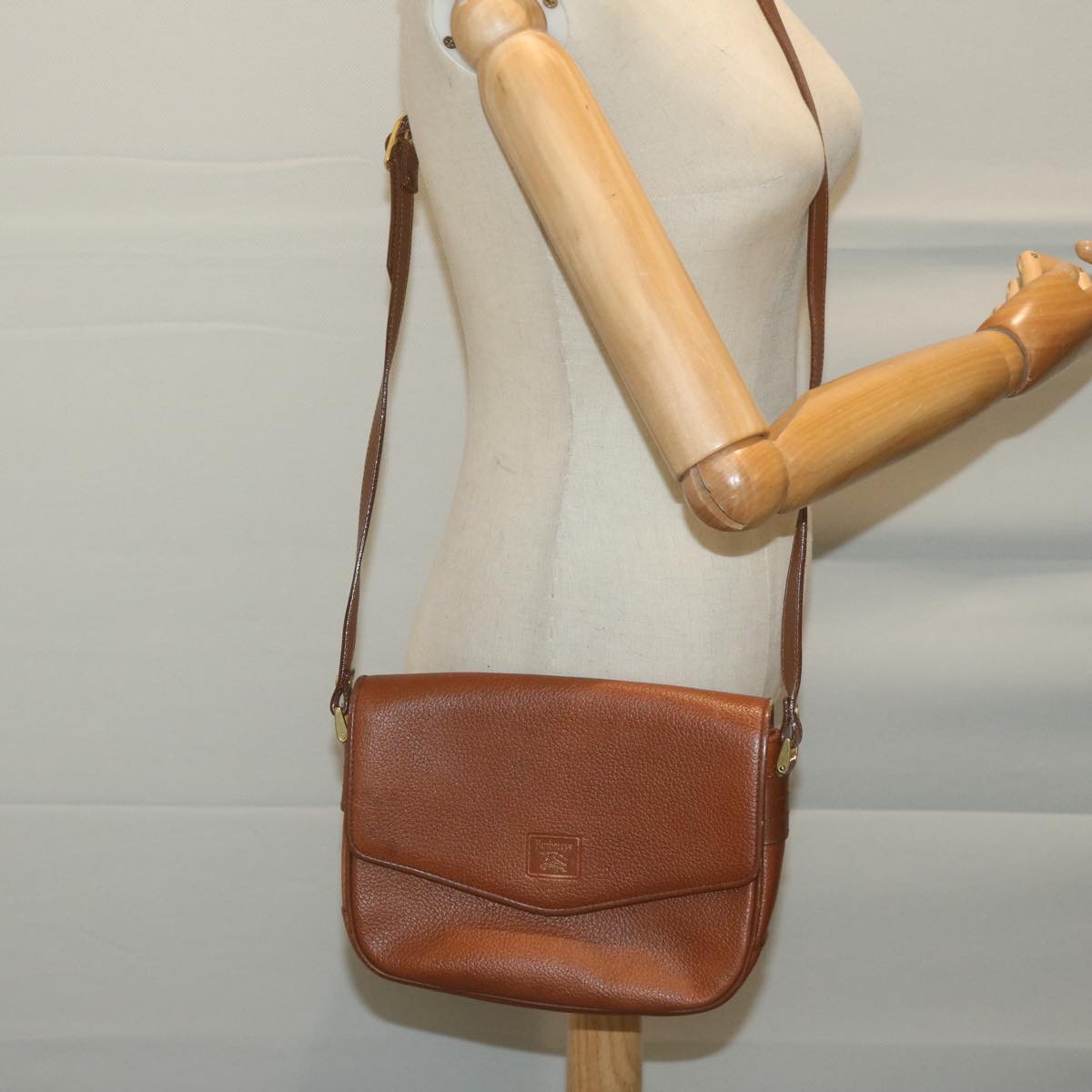 Burberrys Shoulder Bag Leather Brown Auth 65853