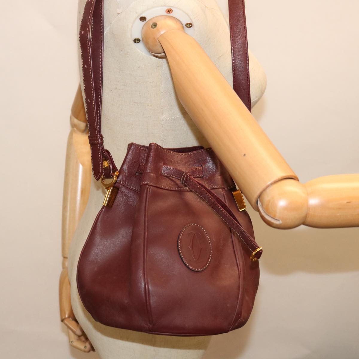 CARTIER Shoulder Bag Leather Wine Red Auth 65858