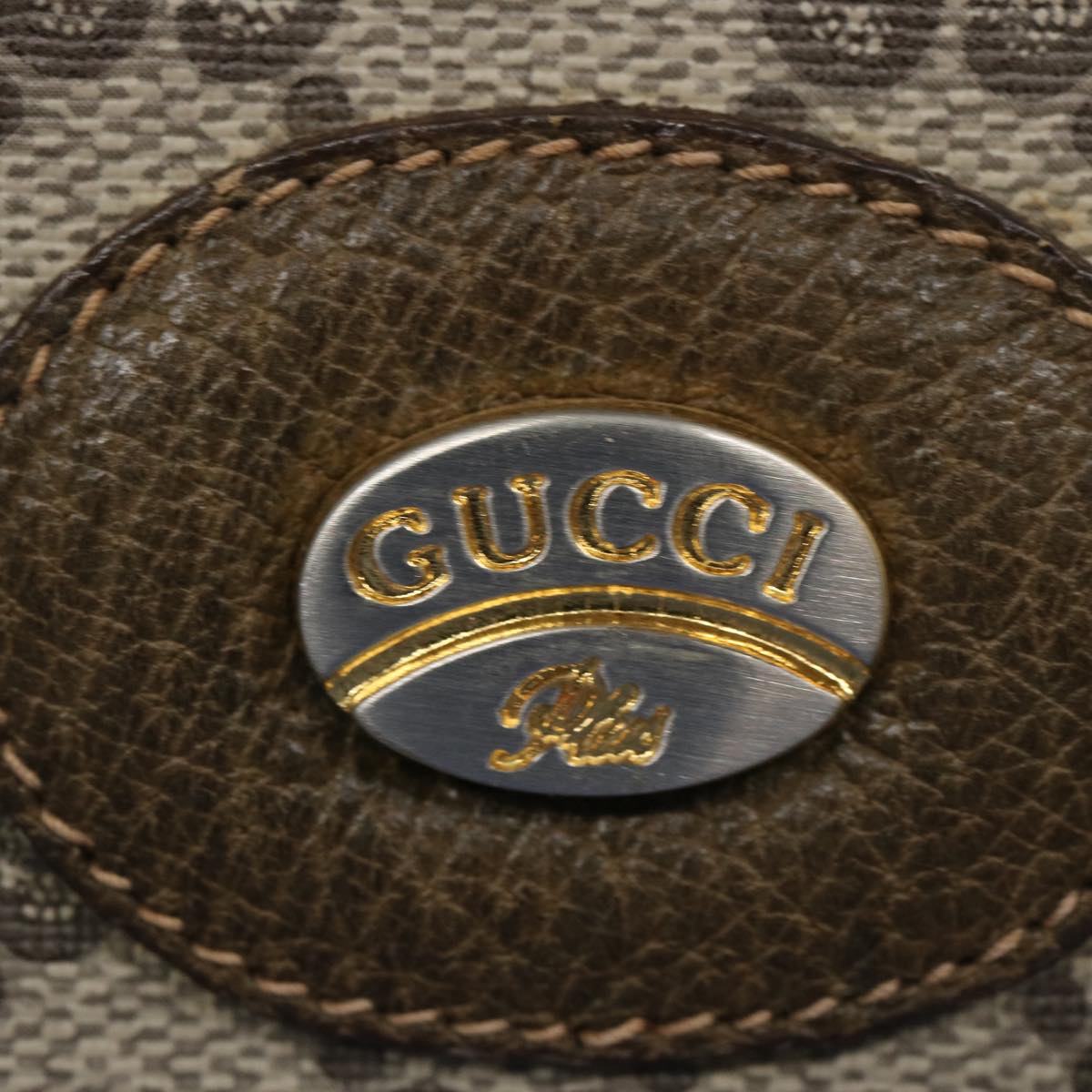 GUCCI GG Plus Supreme Clutch Bag PVC Leather Beige Auth 65941