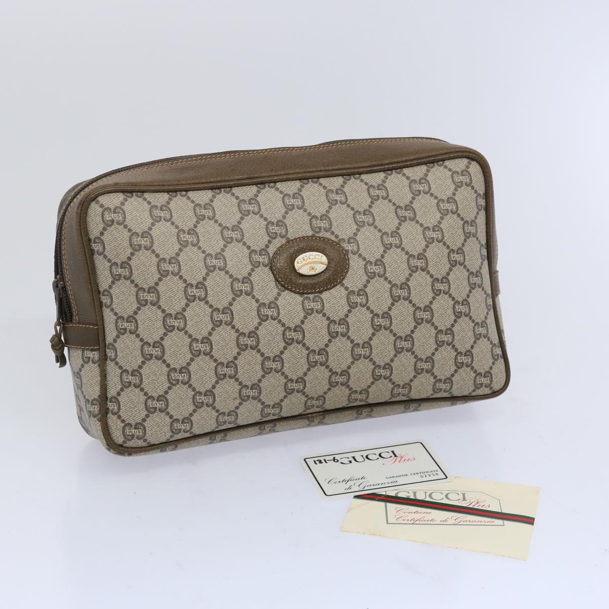 GUCCI GG Plus Supreme Clutch Bag PVC Leather Beige Auth 65941