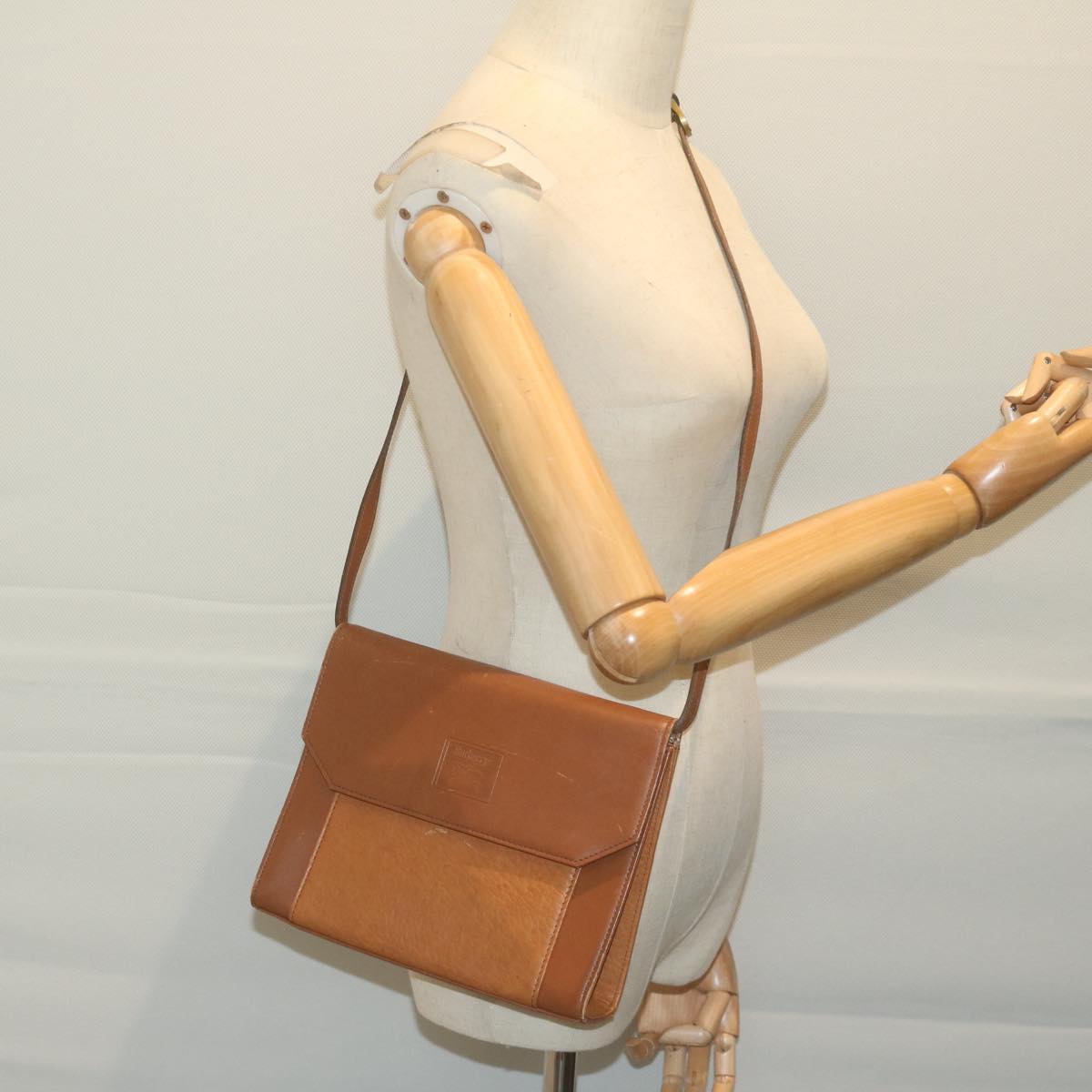 Burberrys Shoulder Bag Leather Brown Auth 65946