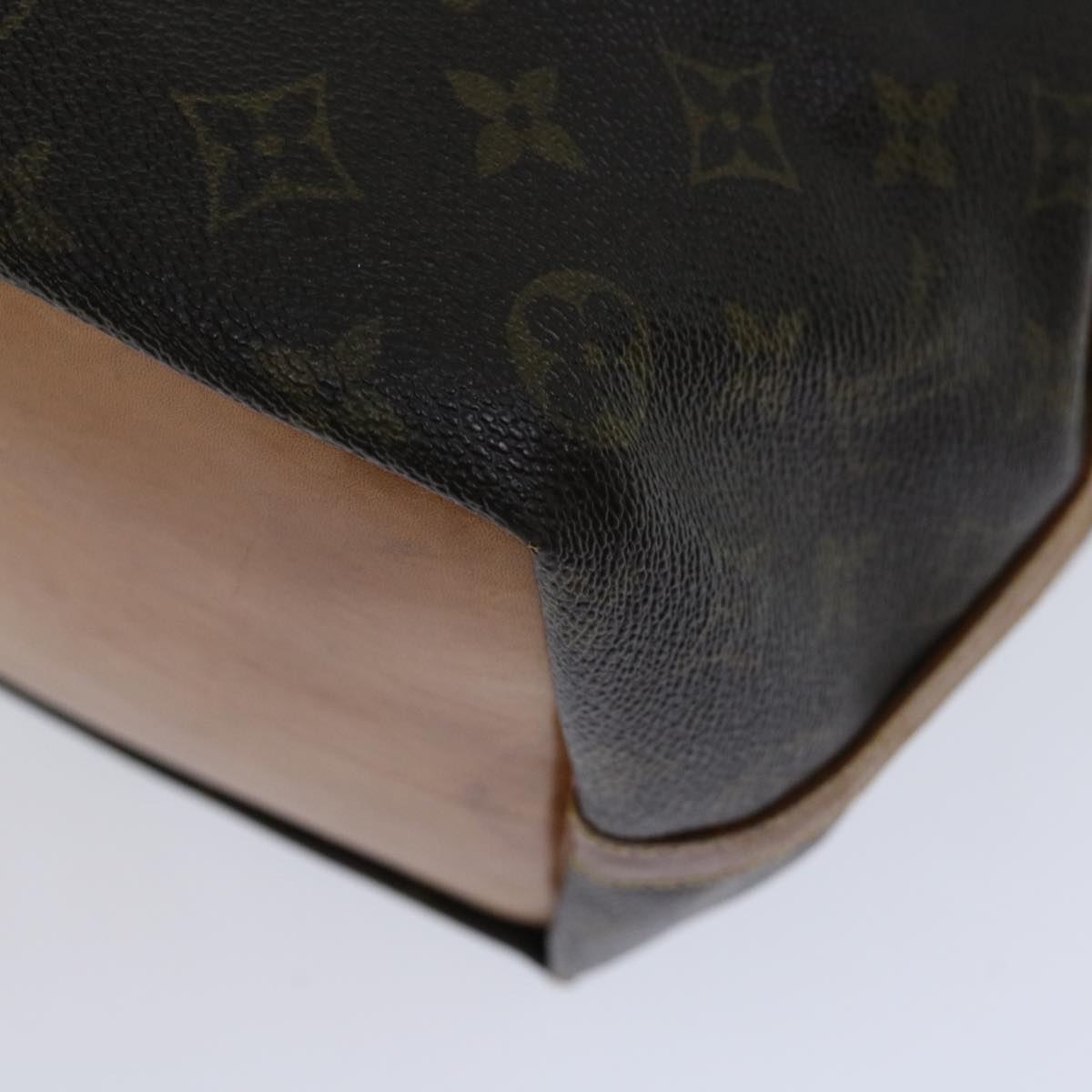 LOUIS VUITTON Monogram Petit Noe Shoulder Bag M42226 LV Auth 66208