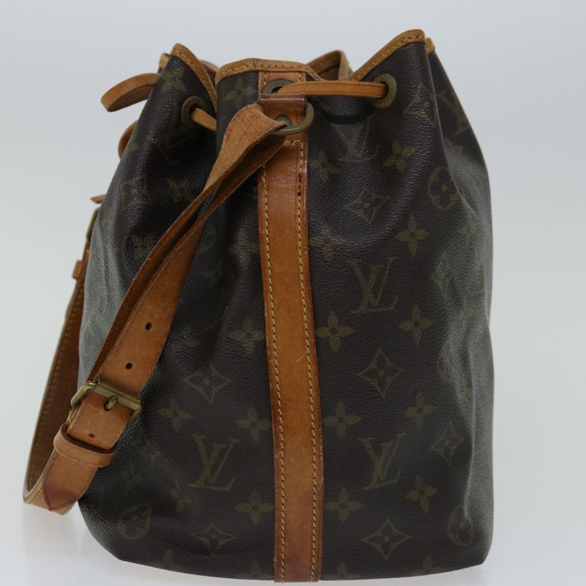 LOUIS VUITTON Monogram Petit Noe Shoulder Bag M42226 LV Auth 66208