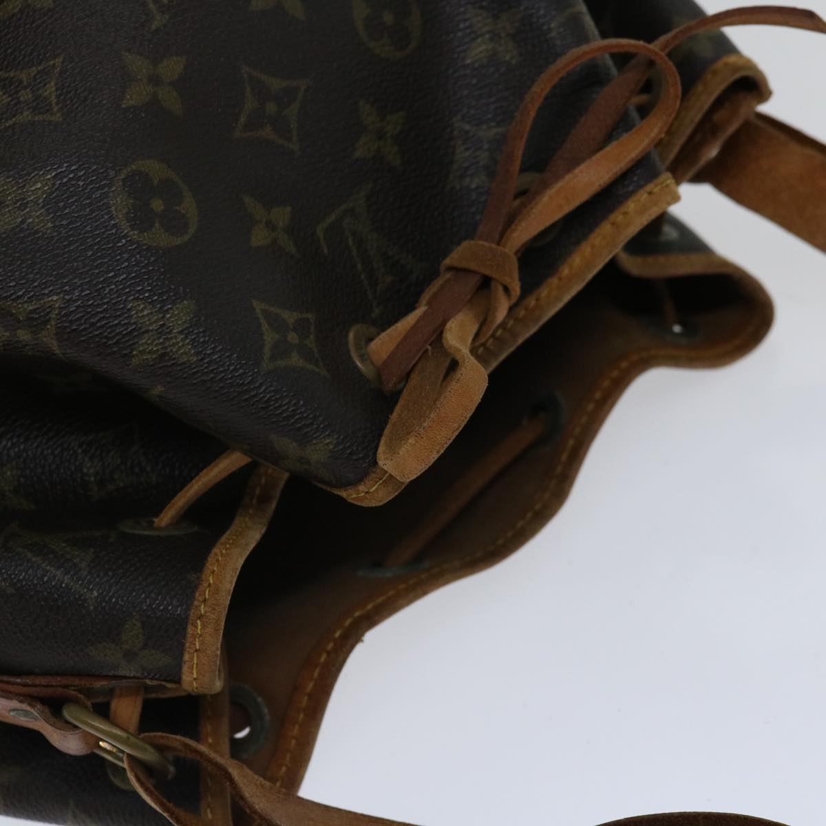 LOUIS VUITTON Monogram Petit Noe Shoulder Bag M42226 LV Auth 66208