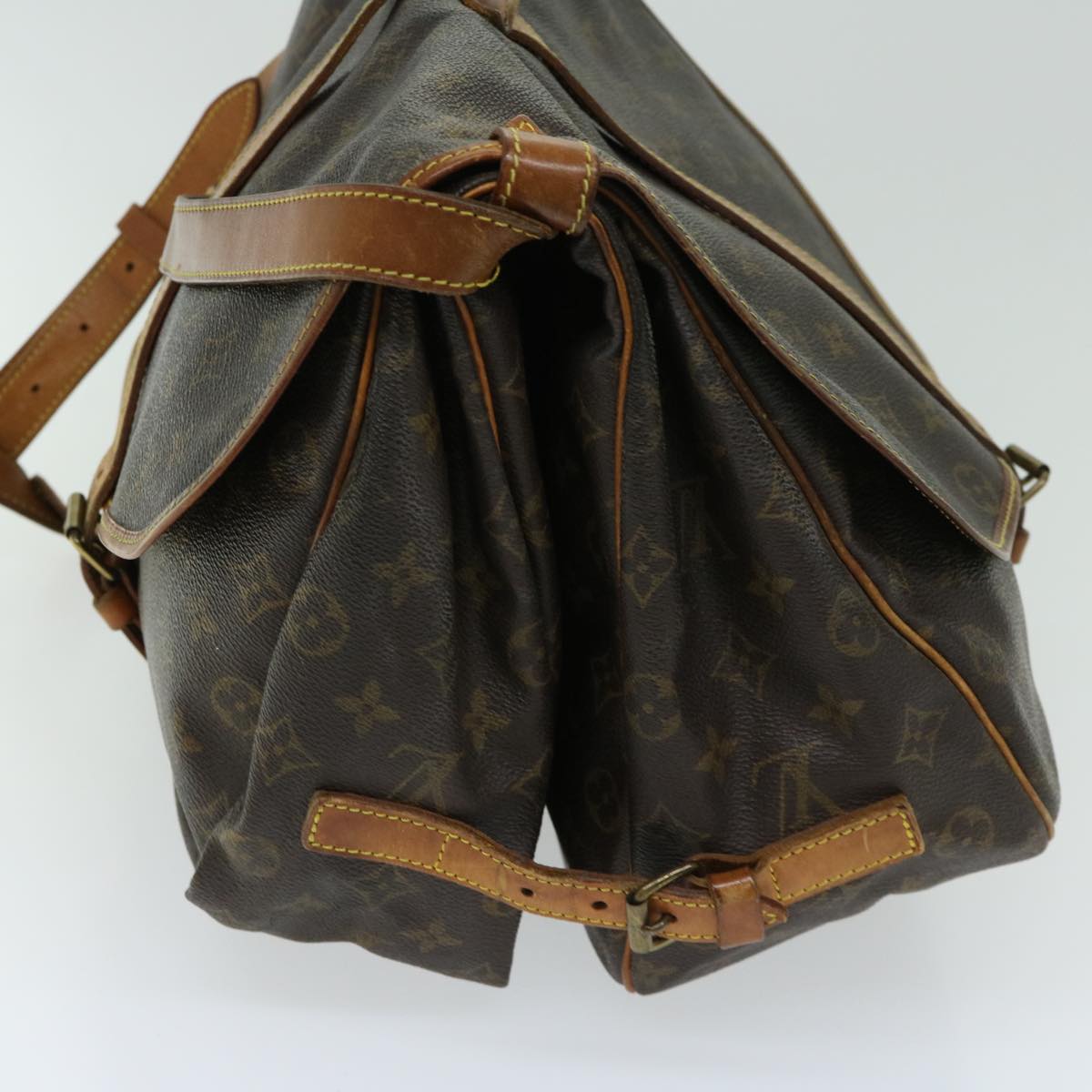 LOUIS VUITTON Monogram Saumur 35 Shoulder Bag M42254 LV Auth 66288