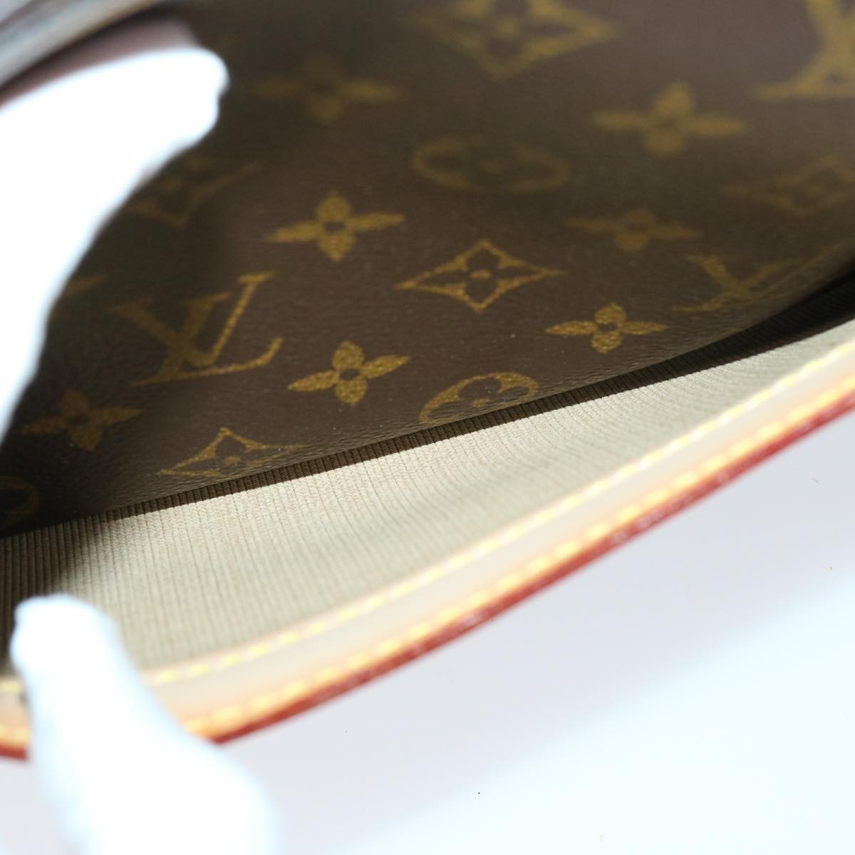 LOUIS VUITTON Monogram Reporter PM Shoulder Bag M45254 LV Auth 66319A