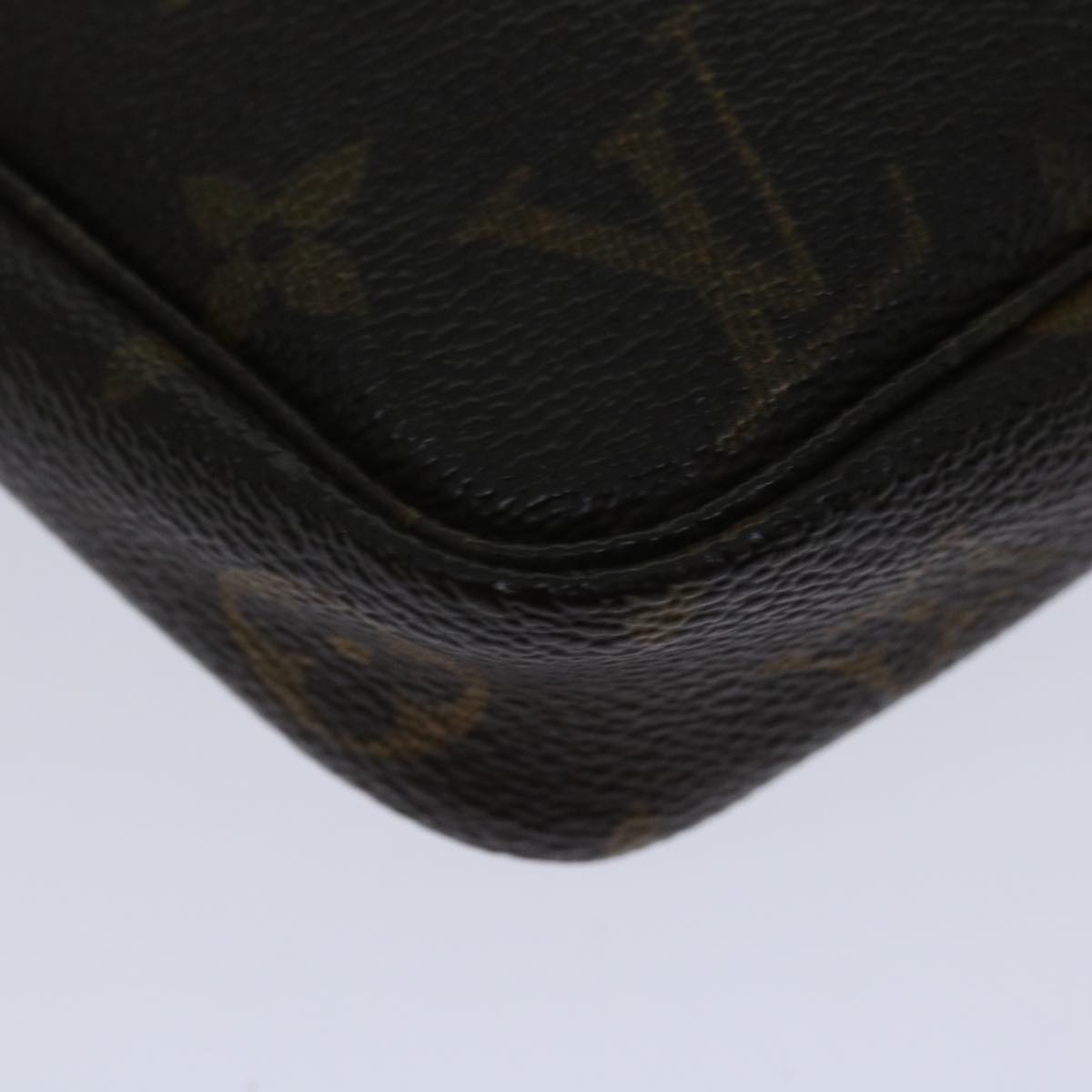 LOUIS VUITTON Monogram Pochette Accessoires Pouch M51980 LV Auth 66403