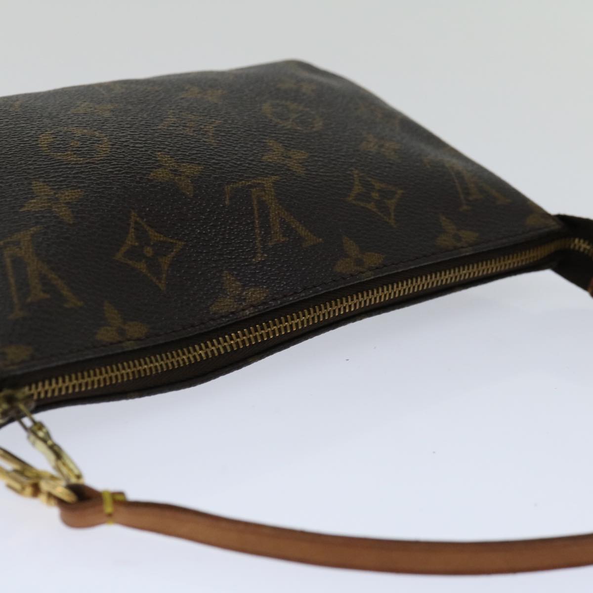 LOUIS VUITTON Monogram Pochette Accessoires Pouch M51980 LV Auth 66403