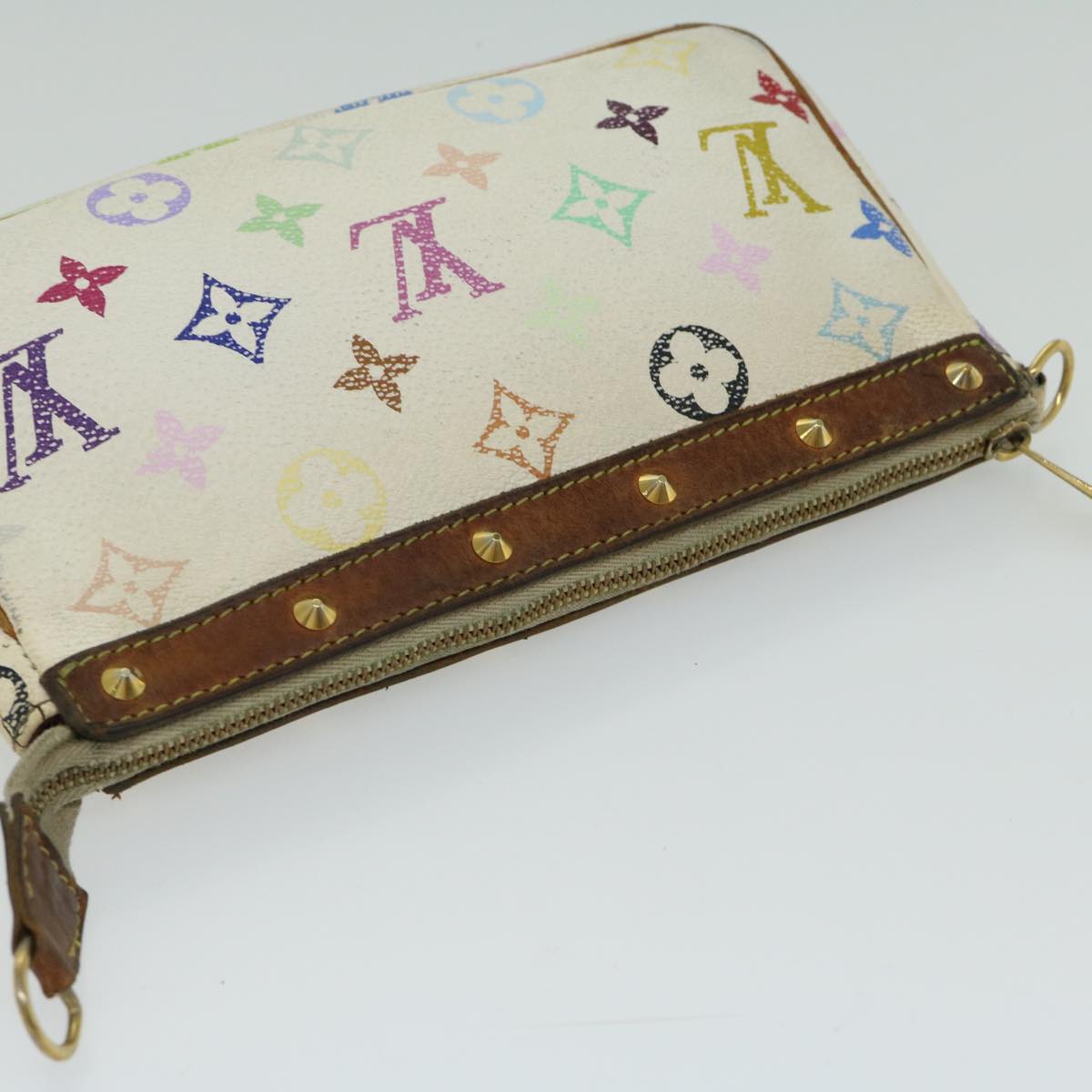 LOUIS VUITTON Multicolor Pochette Accessoires Pouch White M92649 LV Auth 66409