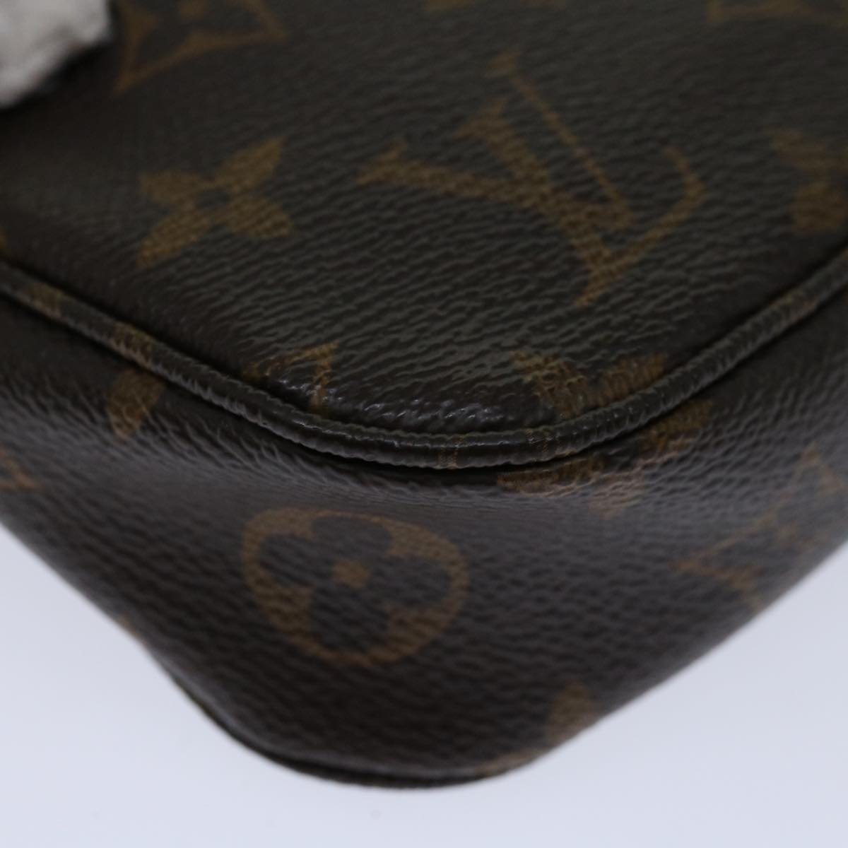 LOUIS VUITTON Monogram Pochette Accessoires Pouch M51980 LV Auth 66410