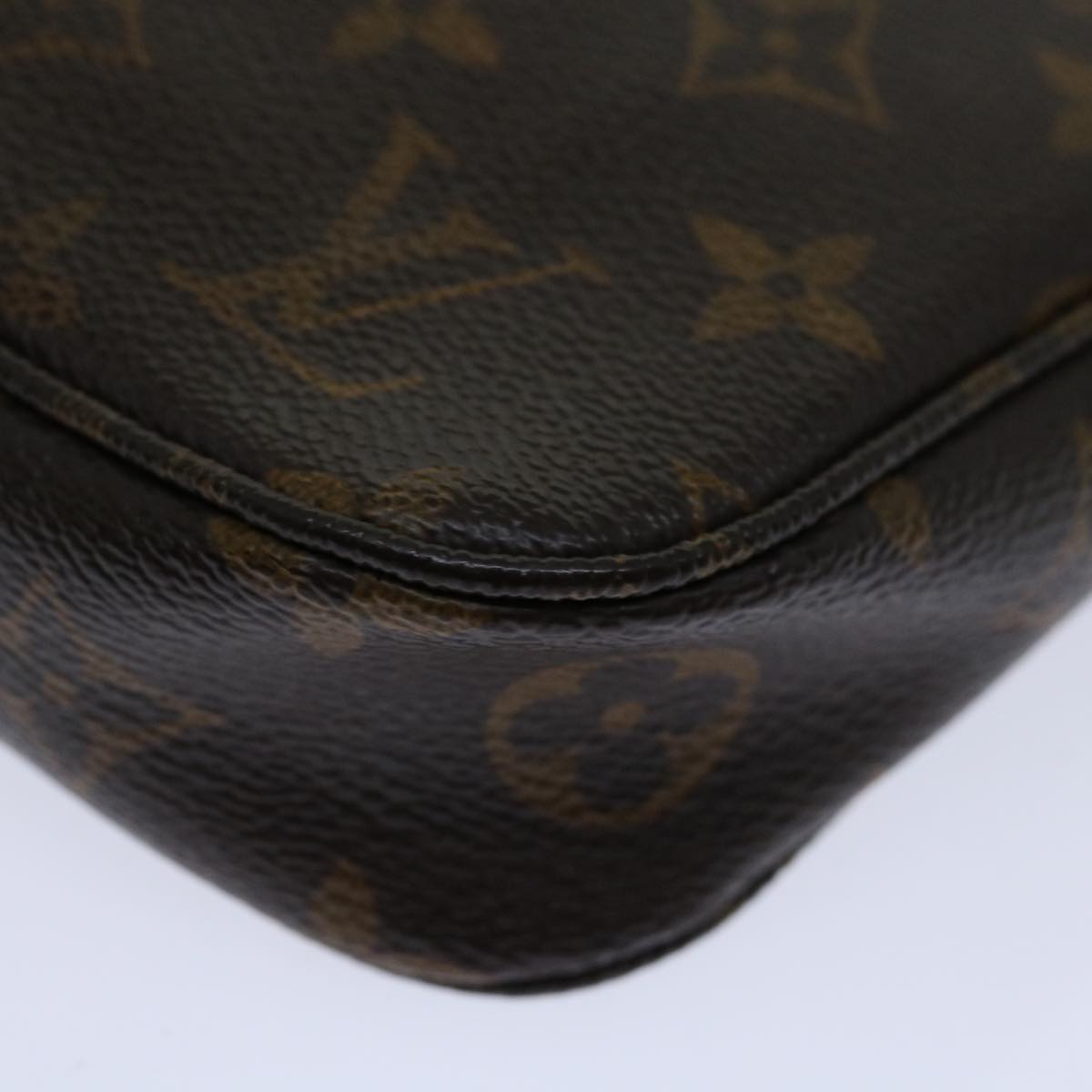 LOUIS VUITTON Monogram Pochette Accessoires Pouch M51980 LV Auth 66410