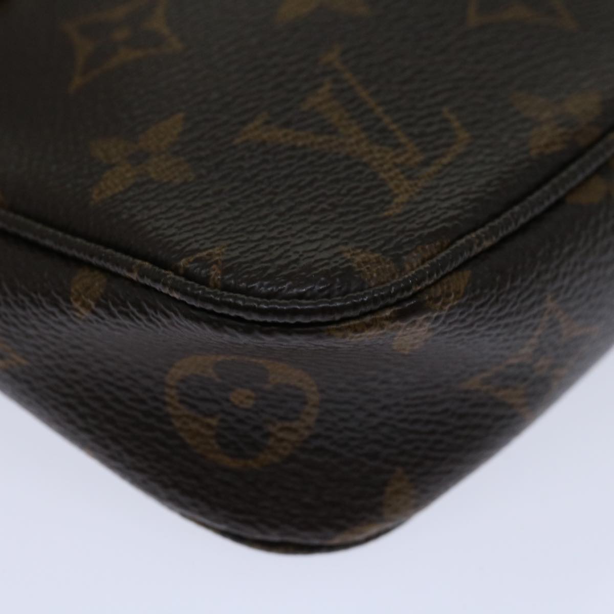 LOUIS VUITTON Monogram Pochette Accessoires Pouch M51980 LV Auth 66410