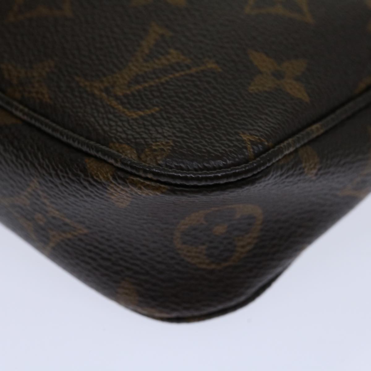 LOUIS VUITTON Monogram Pochette Accessoires Pouch M51980 LV Auth 66410