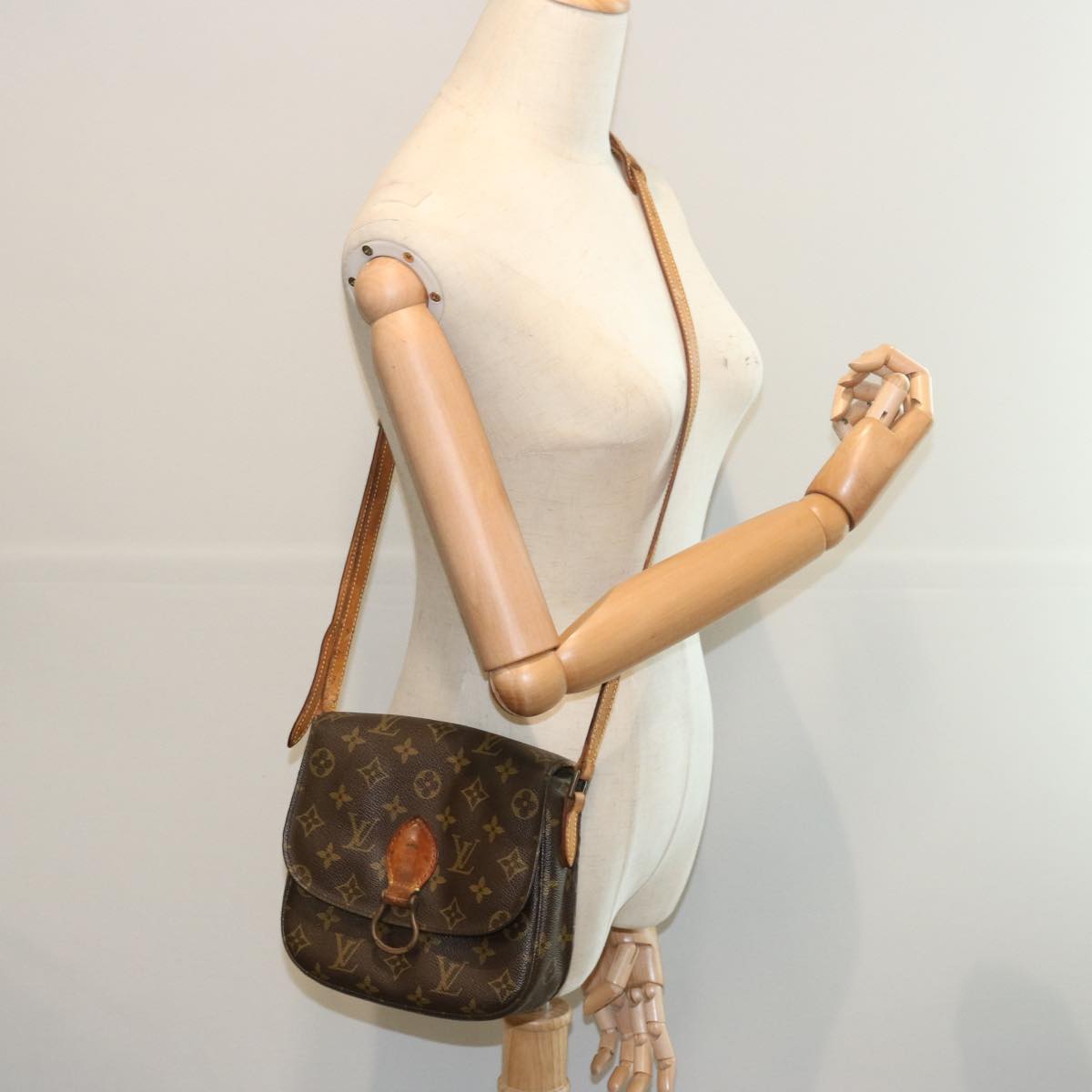 LOUIS VUITTON Monogram Saint Cloud MM Shoulder Bag M51243 LV Auth 66440