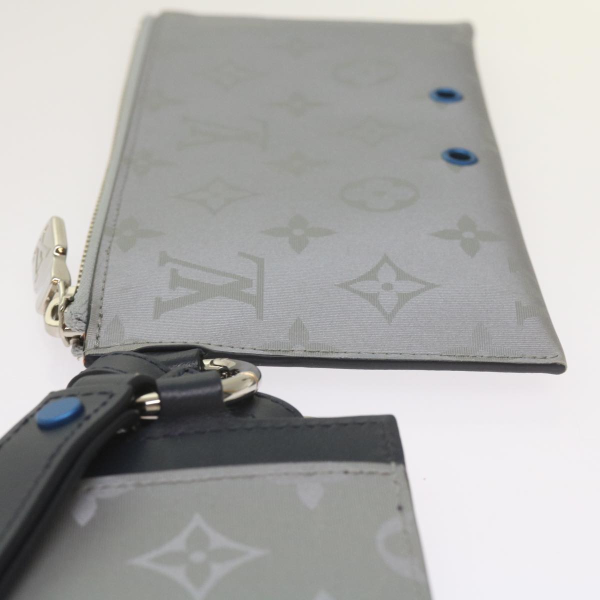 LOUIS VUITTON Monogram Satellite Alpha Pouch Silver M44178 LV Auth 66459SAM