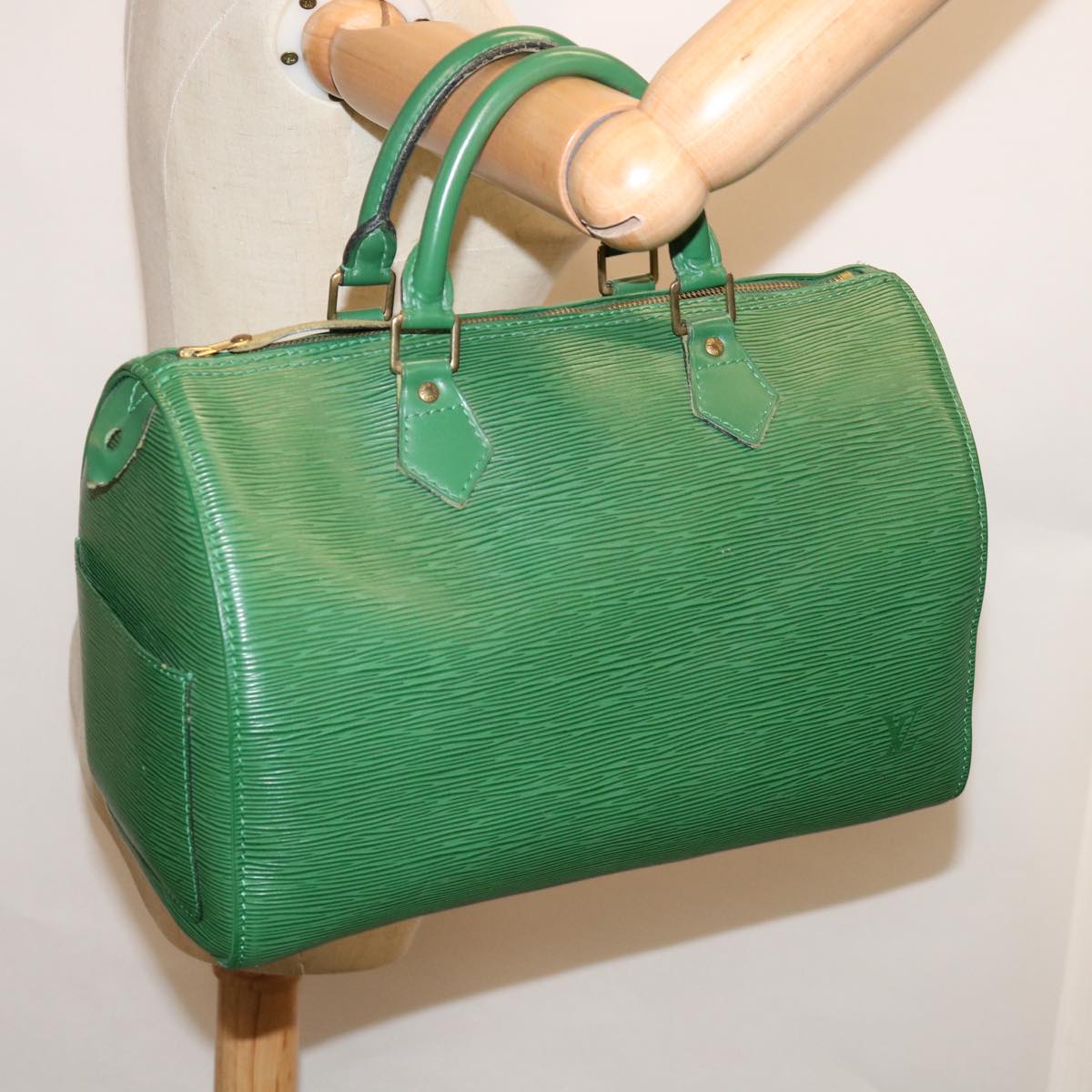 LOUIS VUITTON Epi Speedy 30 Hand Bag Borneo Green M43004 LV Auth 66472