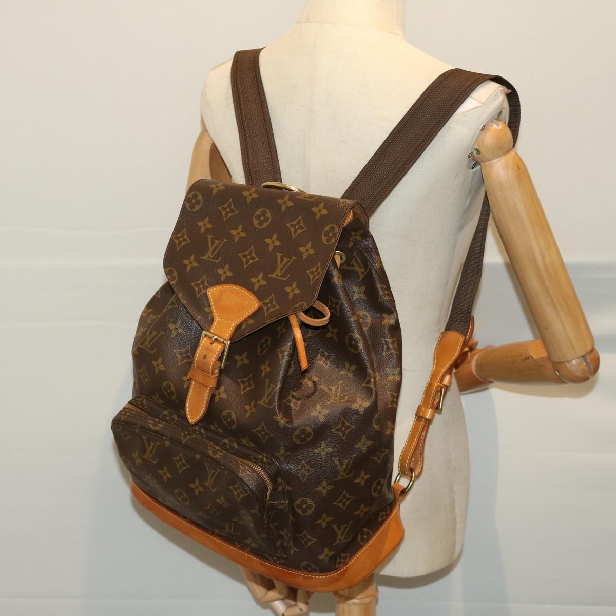 LOUIS VUITTON Monogram Montsouris GM Backpack M51135 LV Auth 66475