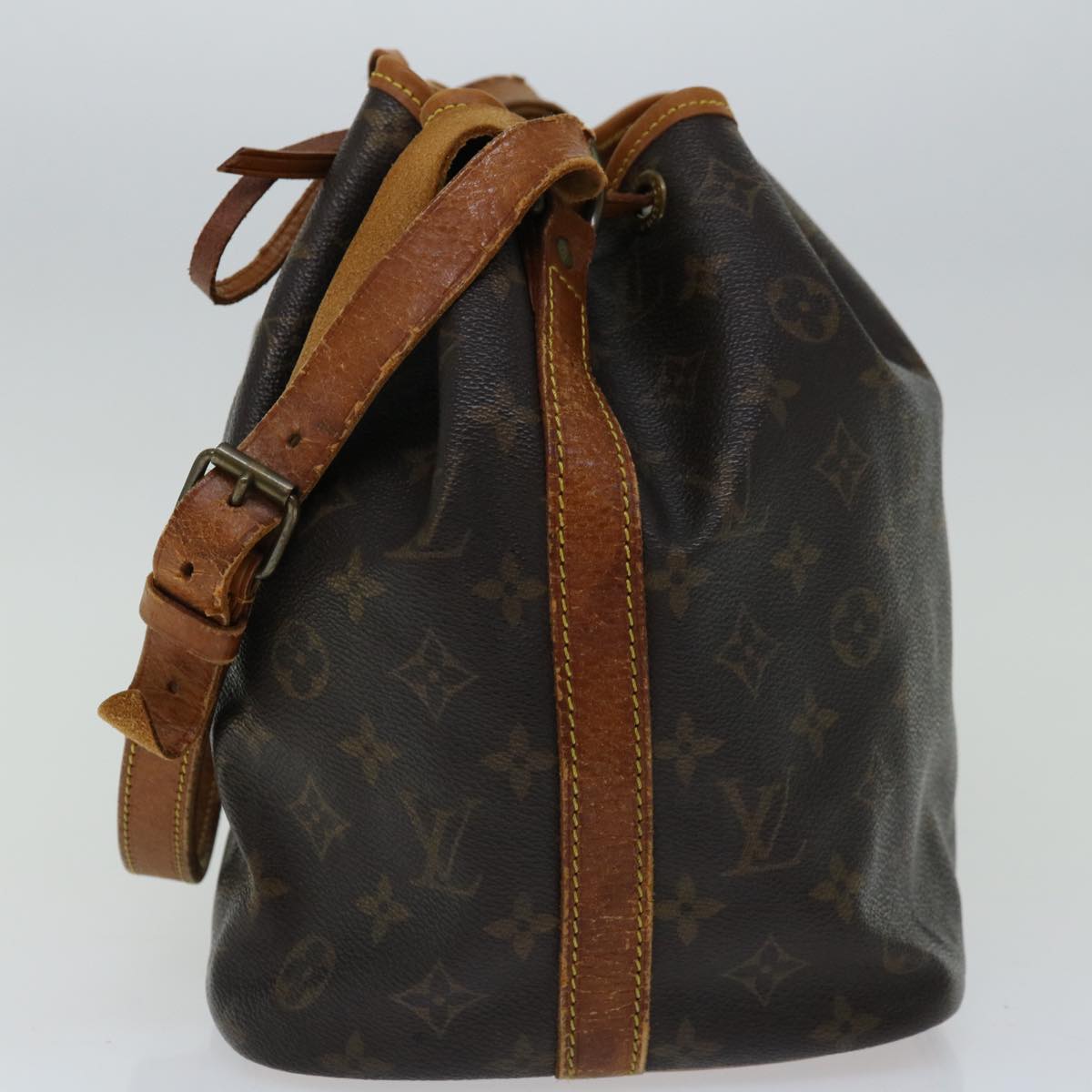 LOUIS VUITTON Monogram Petit Noe Shoulder Bag M42226 LV Auth 66476