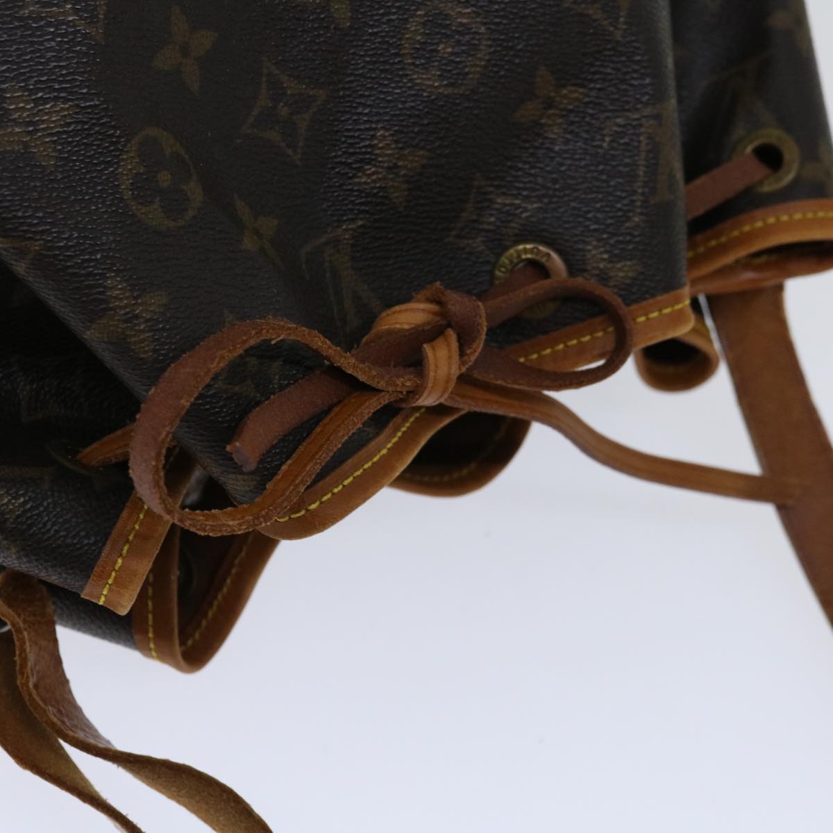 LOUIS VUITTON Monogram Petit Noe Shoulder Bag M42226 LV Auth 66476