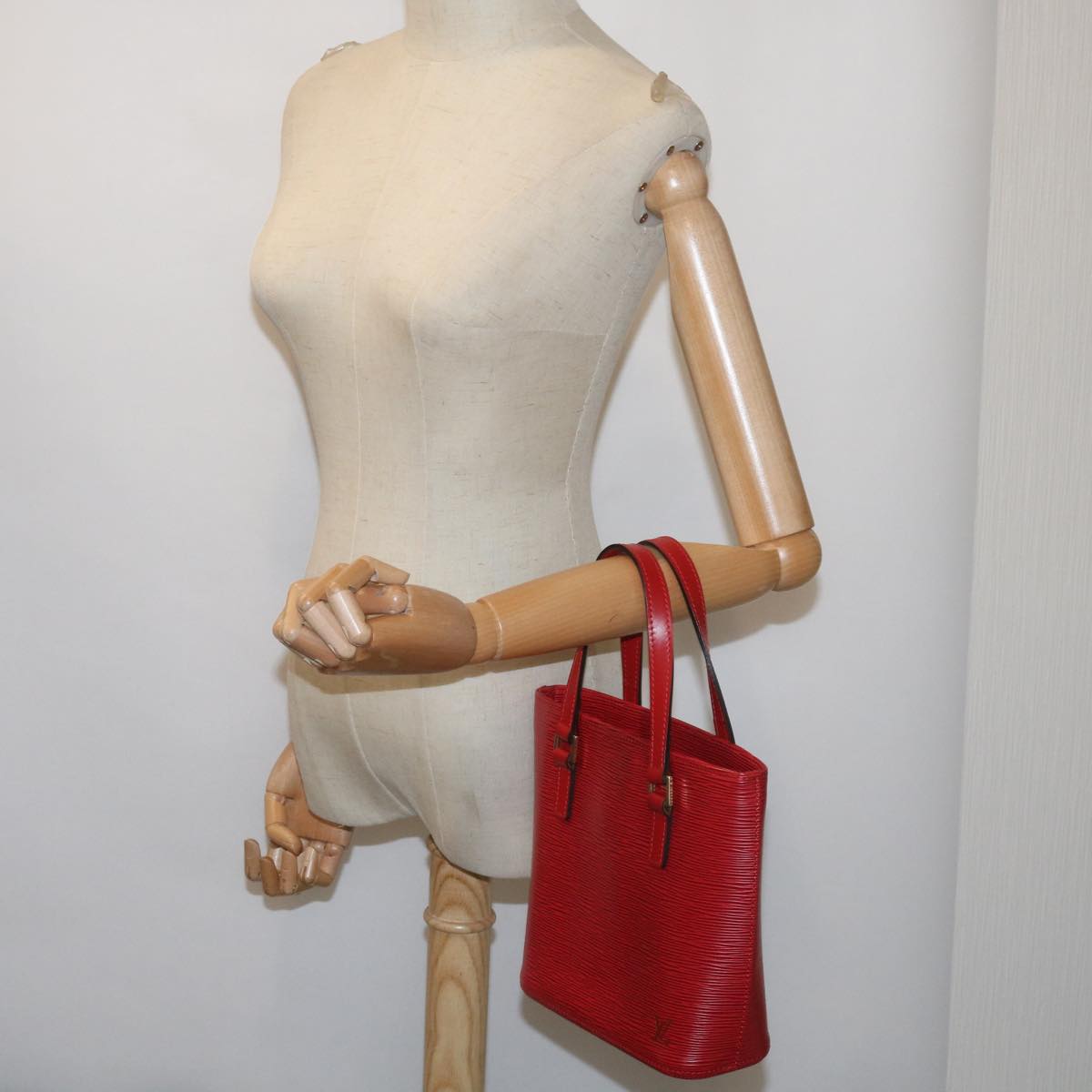 LOUIS VUITTON Epi Vavin PM Tote Bag SPO 2way Red LV Auth 66533SA