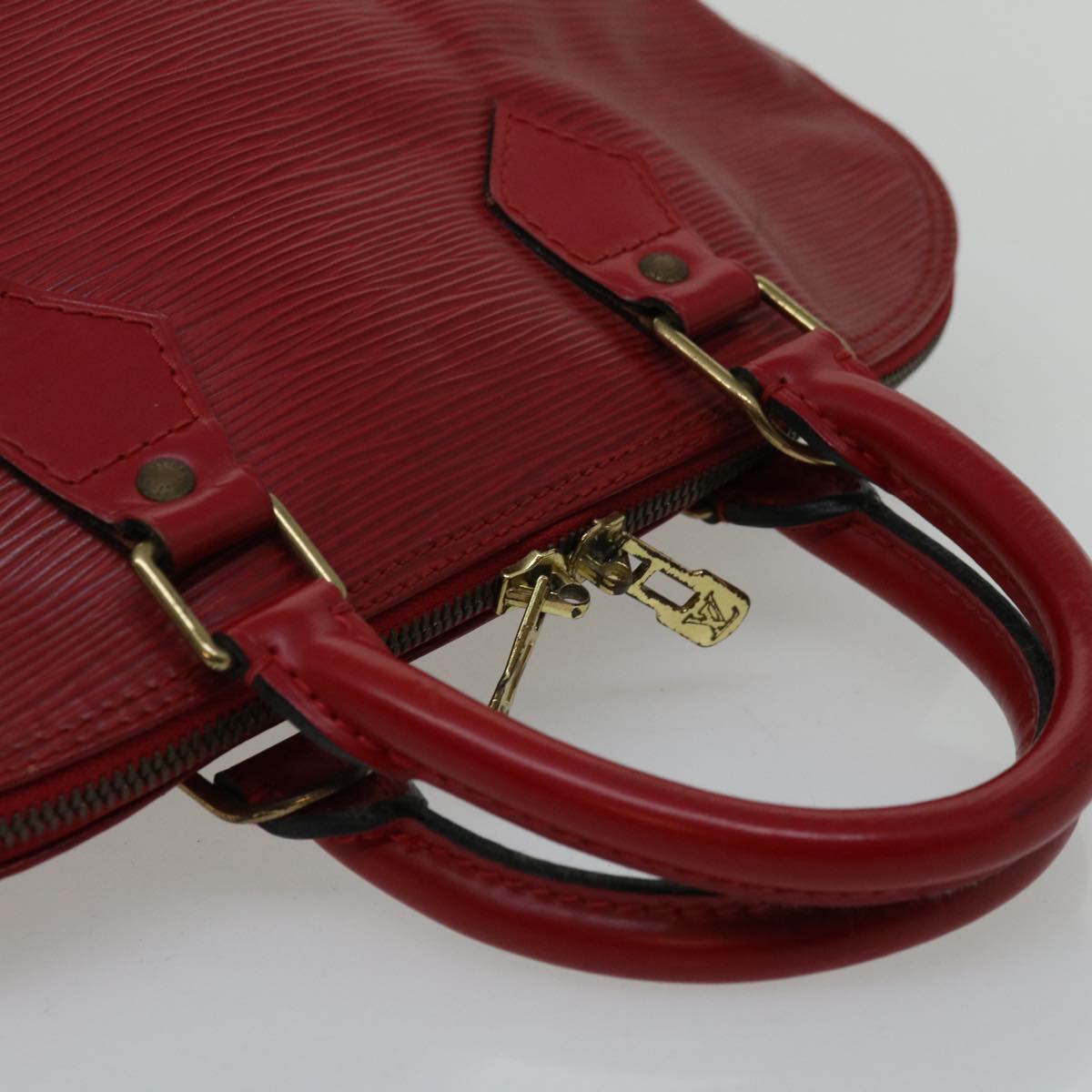 LOUIS VUITTON Epi Alma Hand Bag Castilian Red M52147 LV Auth 66669