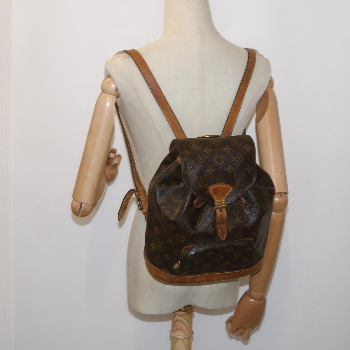 LOUIS VUITTON Monogram Montsouris MM Backpack M51136 LV Auth 66680