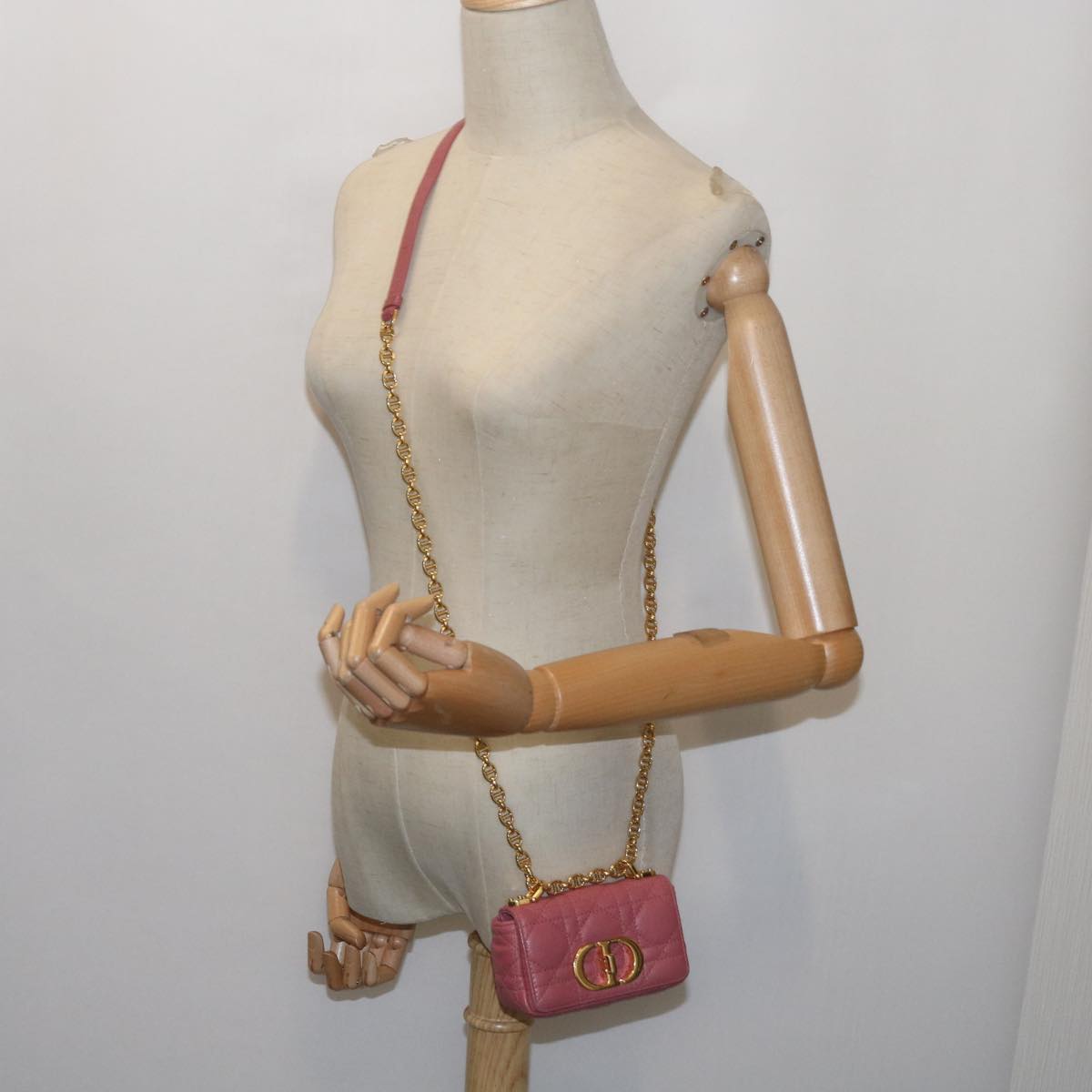 Christian Dior Caro Shoulder Bag Leather Pink Auth 66700A