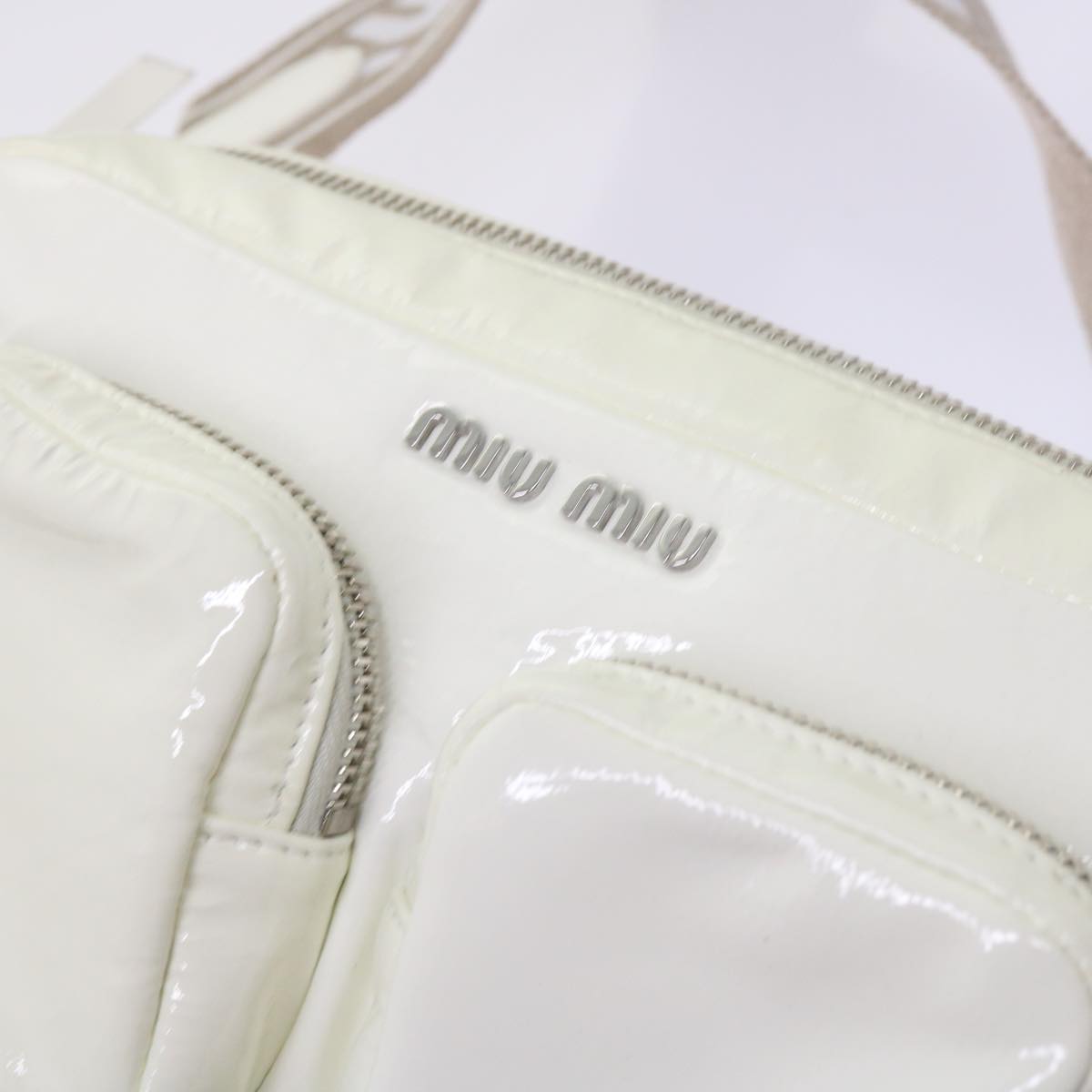 Miu Miu Shoulder Bag Enamel White Auth 66701