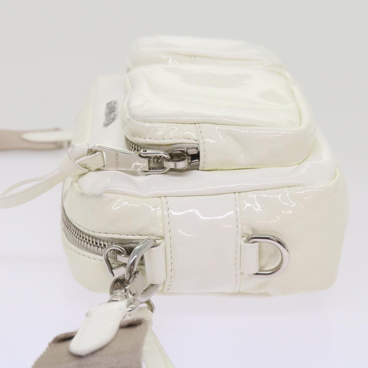 Miu Miu Shoulder Bag Enamel White Auth 66701