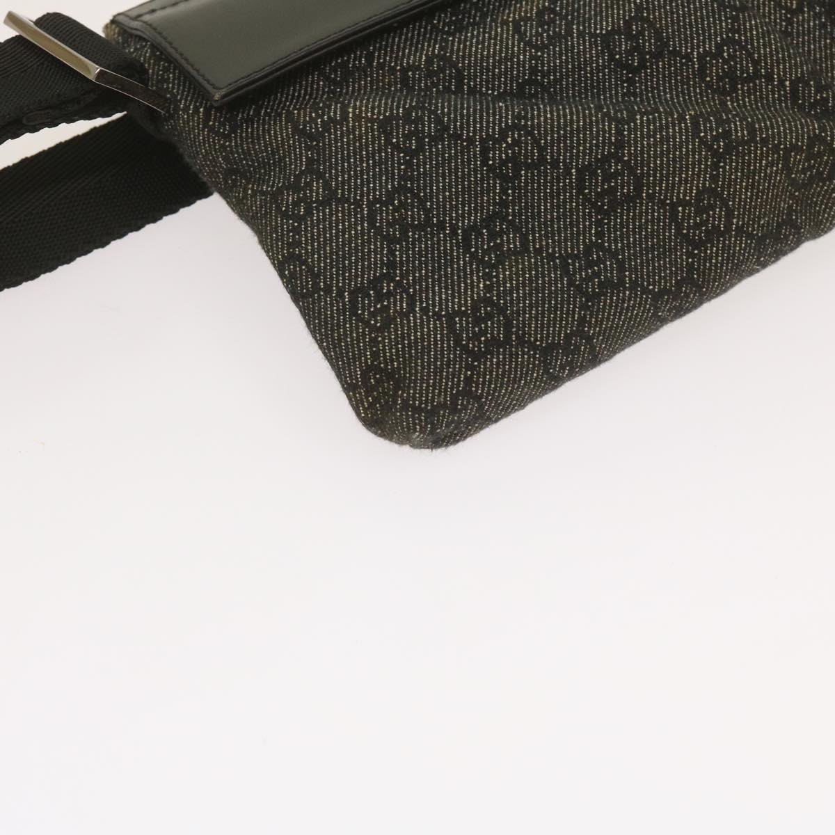 GUCCI GG Canvas Waist bag Black 28566 Auth 66840