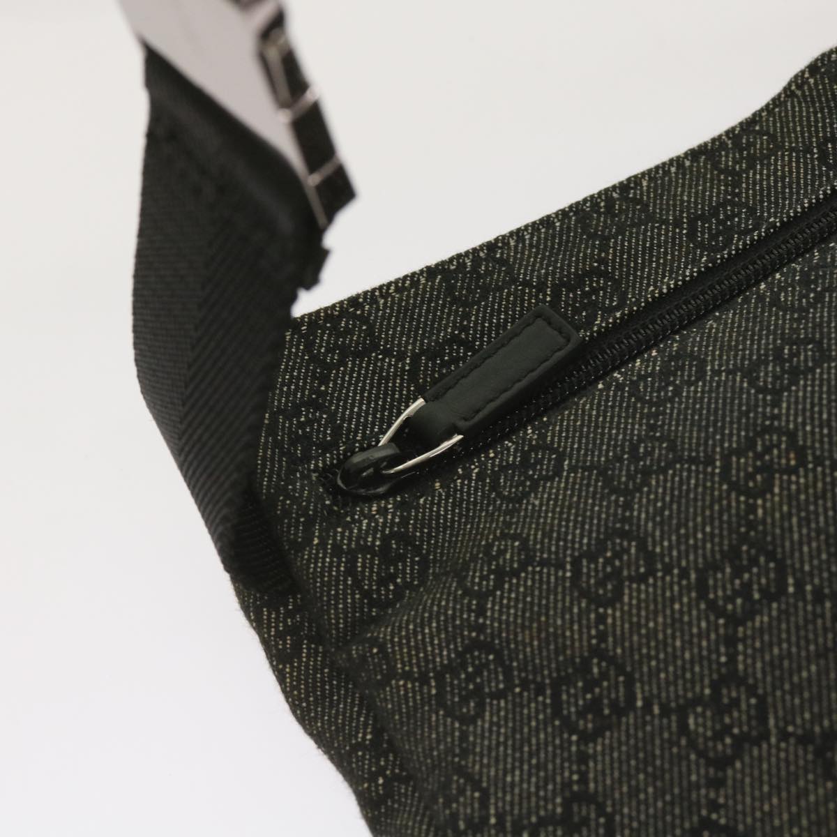 GUCCI GG Canvas Waist bag Black 28566 Auth 66840