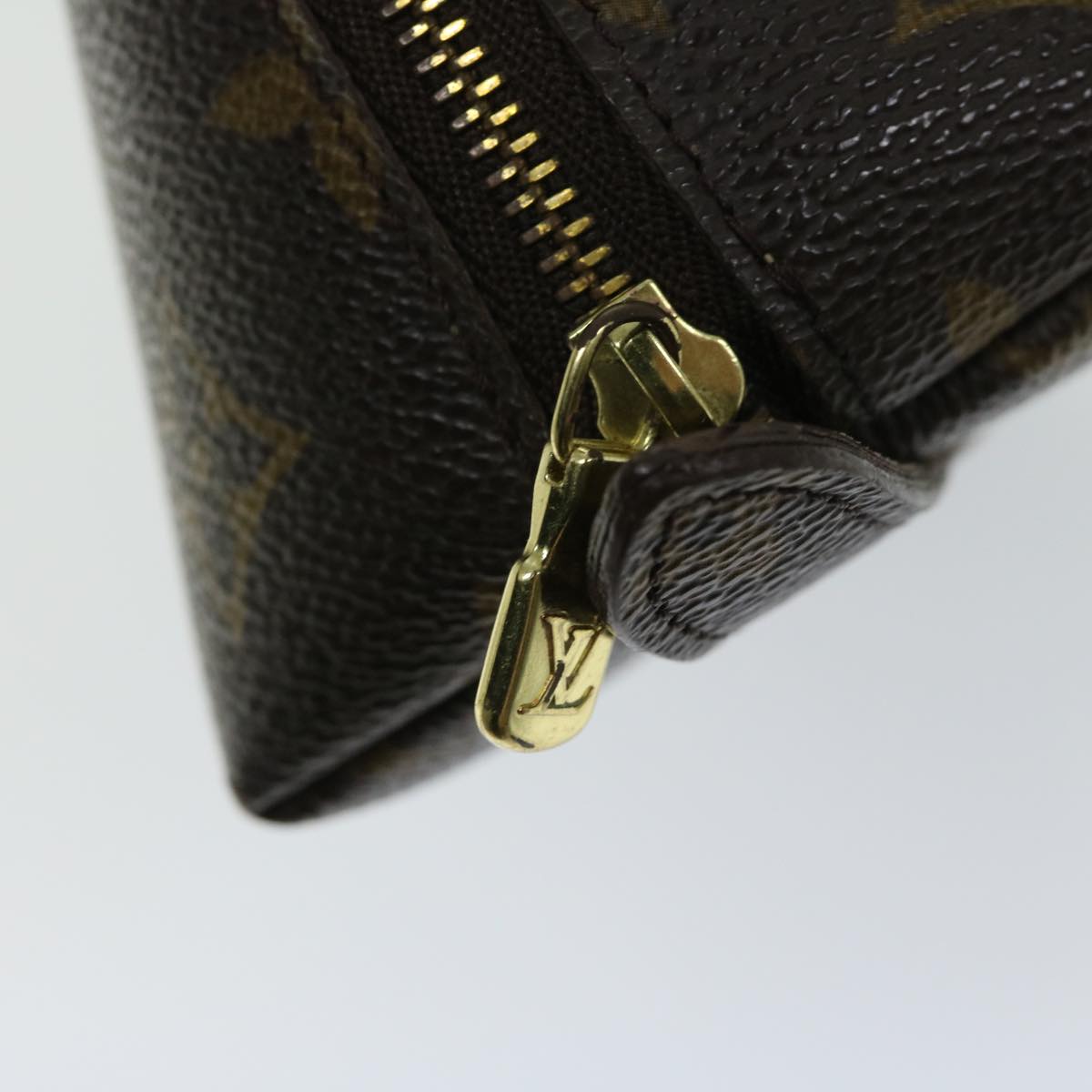 LOUIS VUITTON Monogram Trousse Demi Ronde Cosmetic Pouch M47520 LV Auth 66996