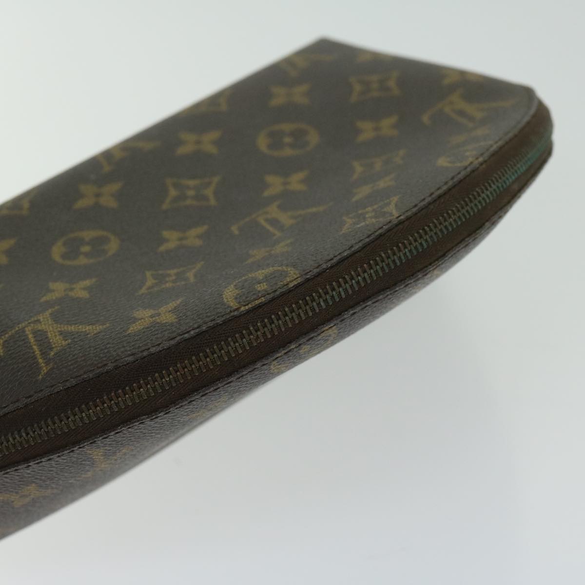 LOUIS VUITTON Monogram Trousse Demi Ronde Cosmetic Pouch M47520 LV Auth 66997