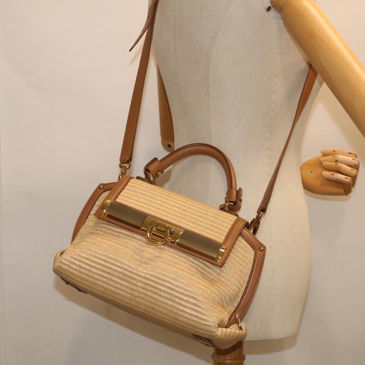 Salvatore Ferragamo Sofia Gancini Hand Bag Straw 2way Beige Auth 67016A