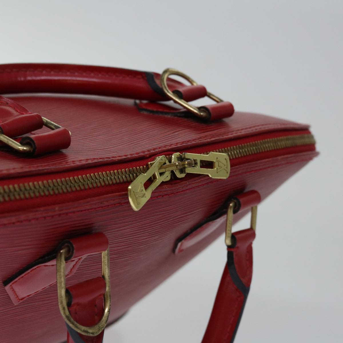 LOUIS VUITTON Epi Alma Hand Bag Castilian Red M52147 LV Auth 67195