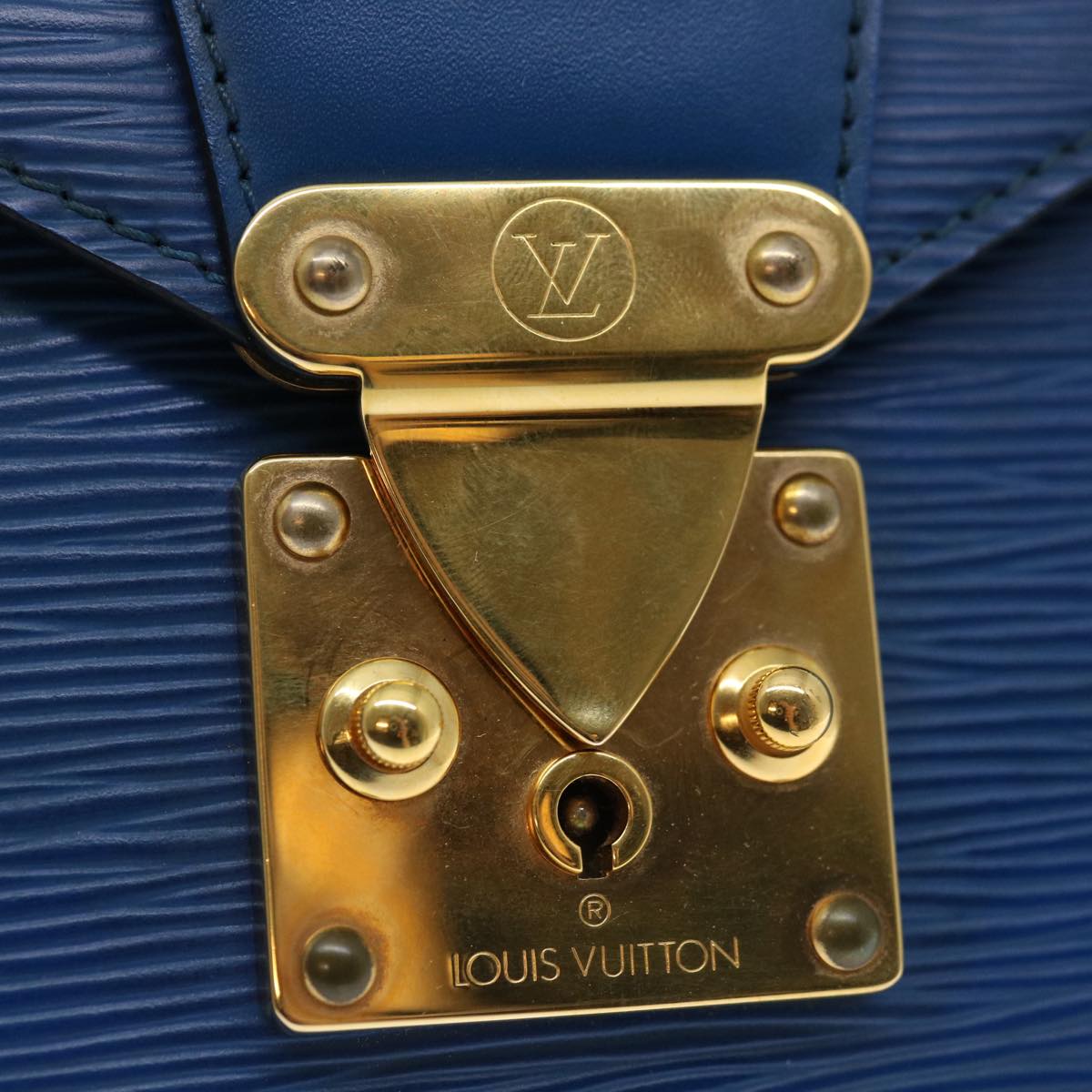 LOUIS VUITTON Epi Serie Dragonne Hand Bag Blue M52615 LV Auth 67273