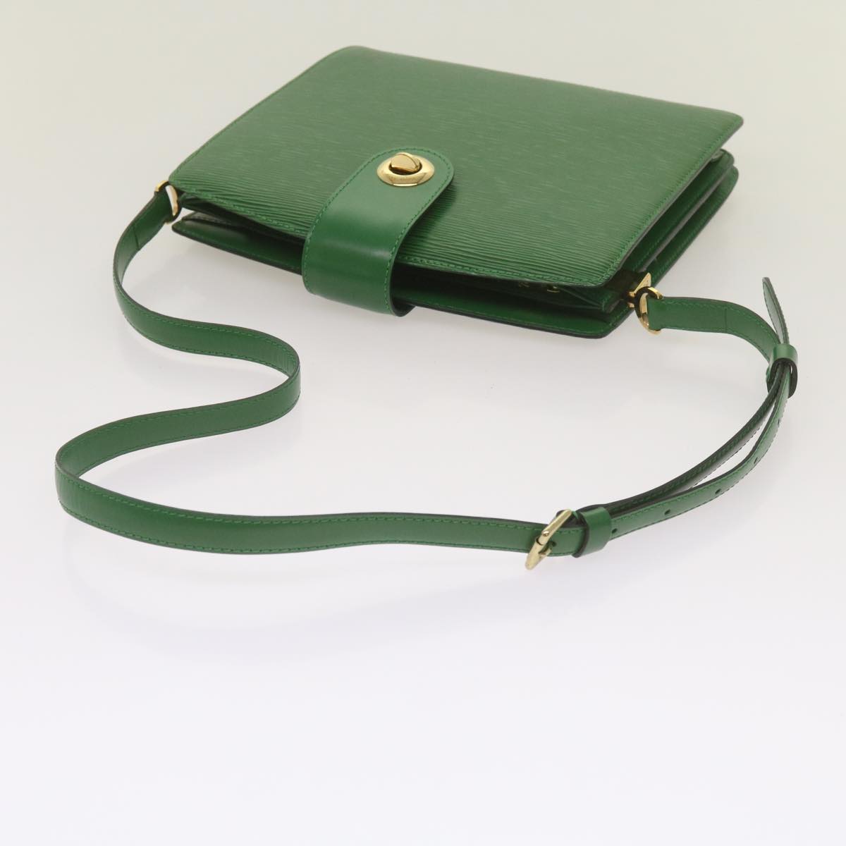 LOUIS VUITTON Epi Capucines Shoulder Bag Green M52344 LV Auth 67286